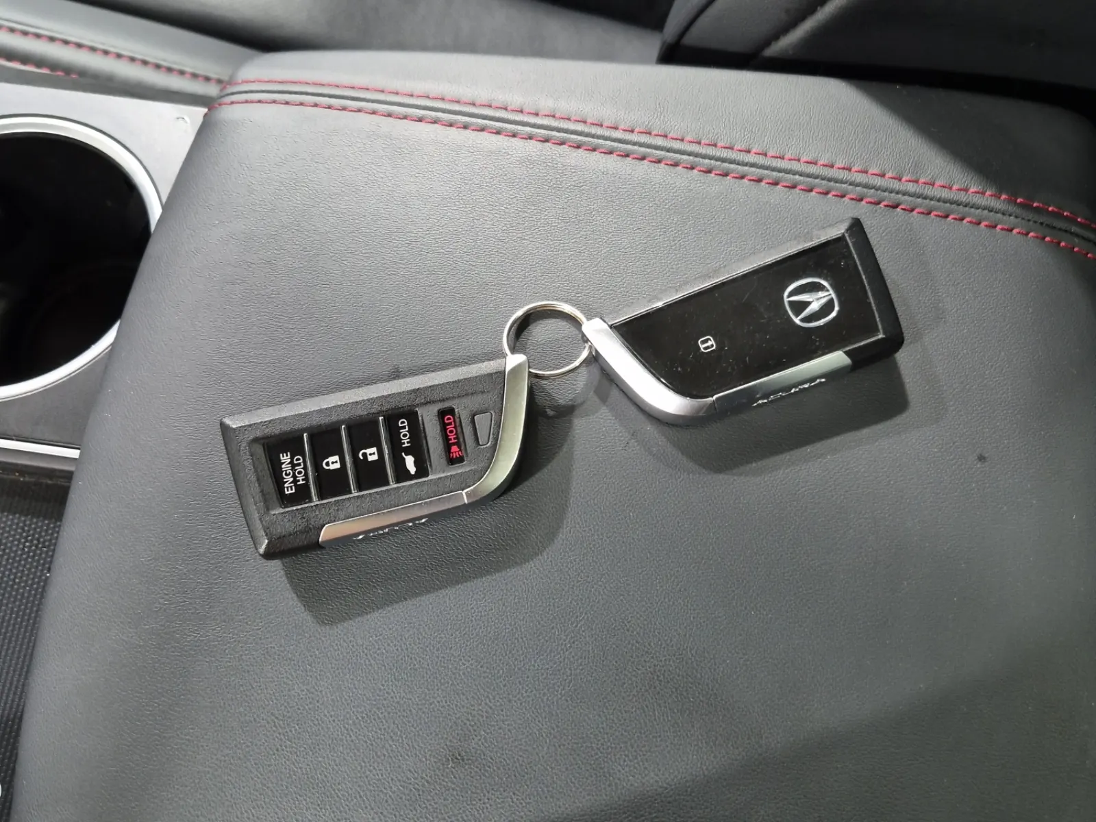 Keys/Fobs/Manual Photo