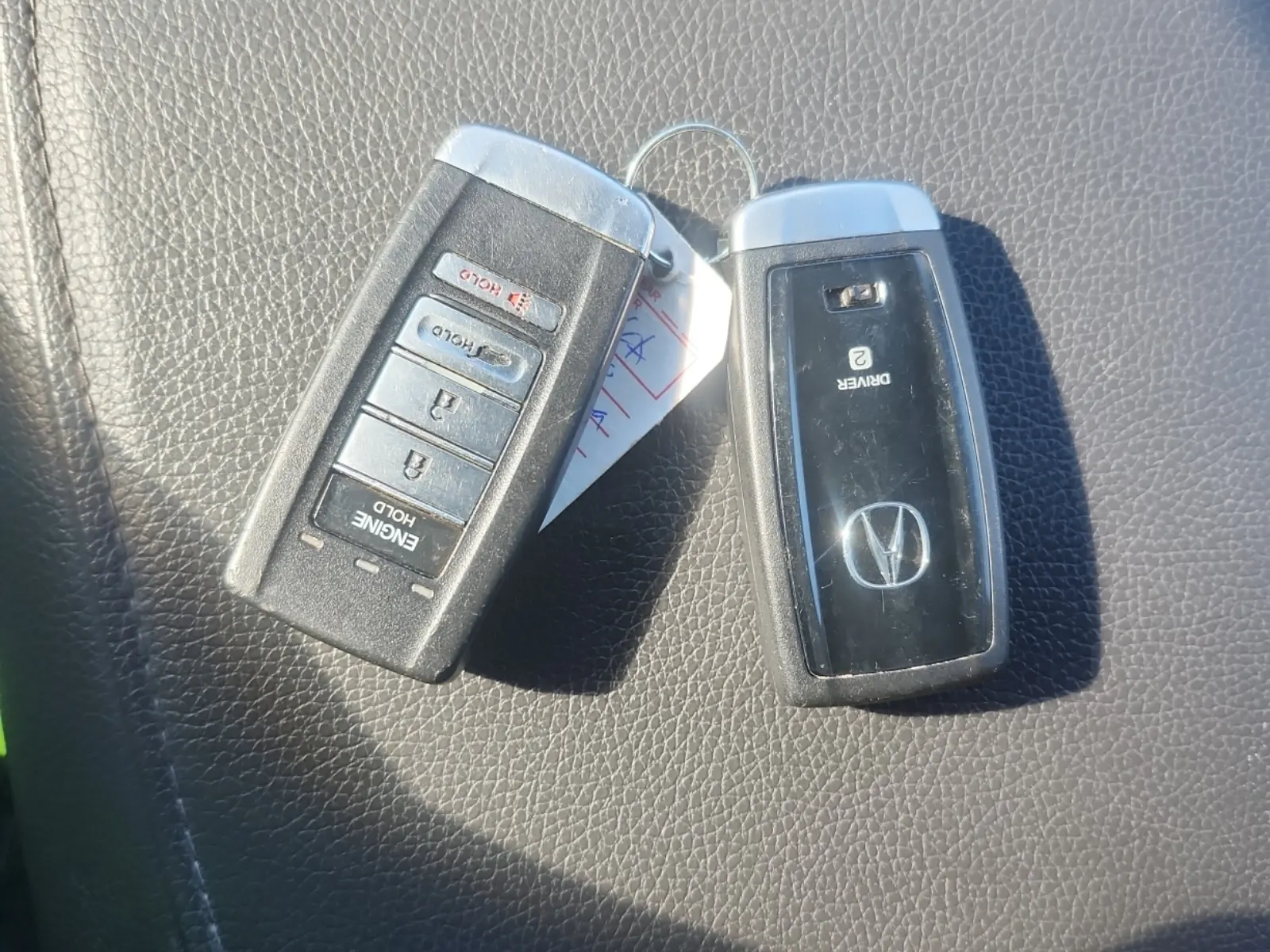 Keys/Fobs/Manual Photo