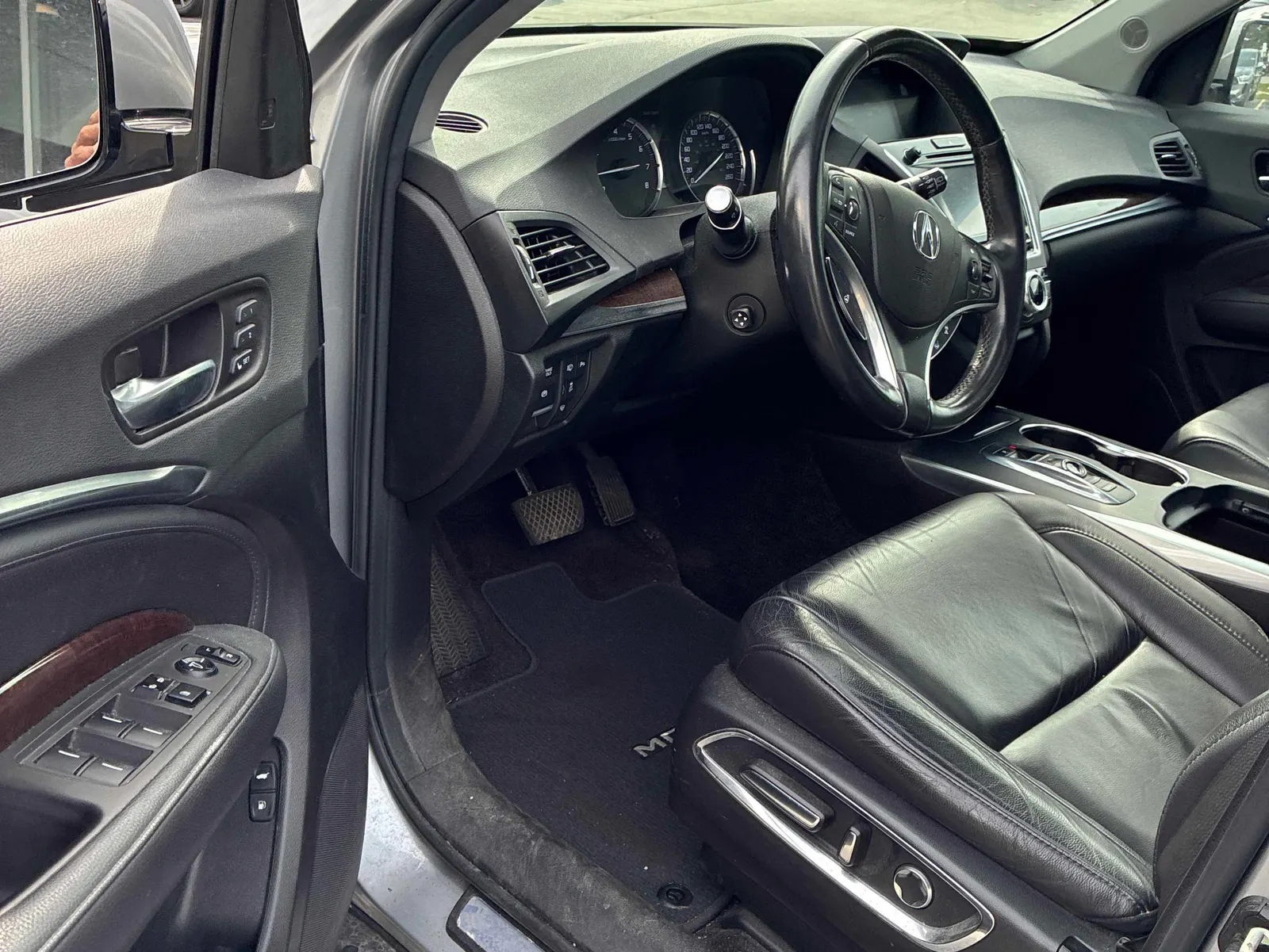 Interior driver side