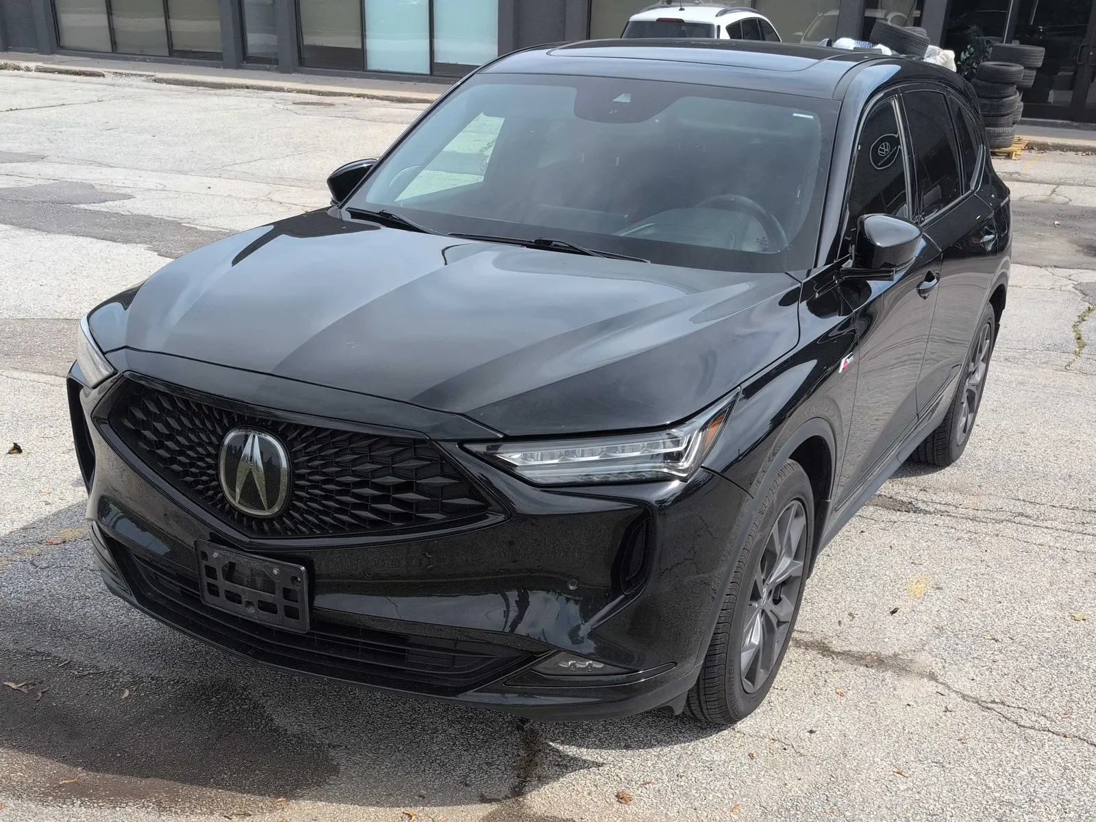 3/4 Front (Main image)