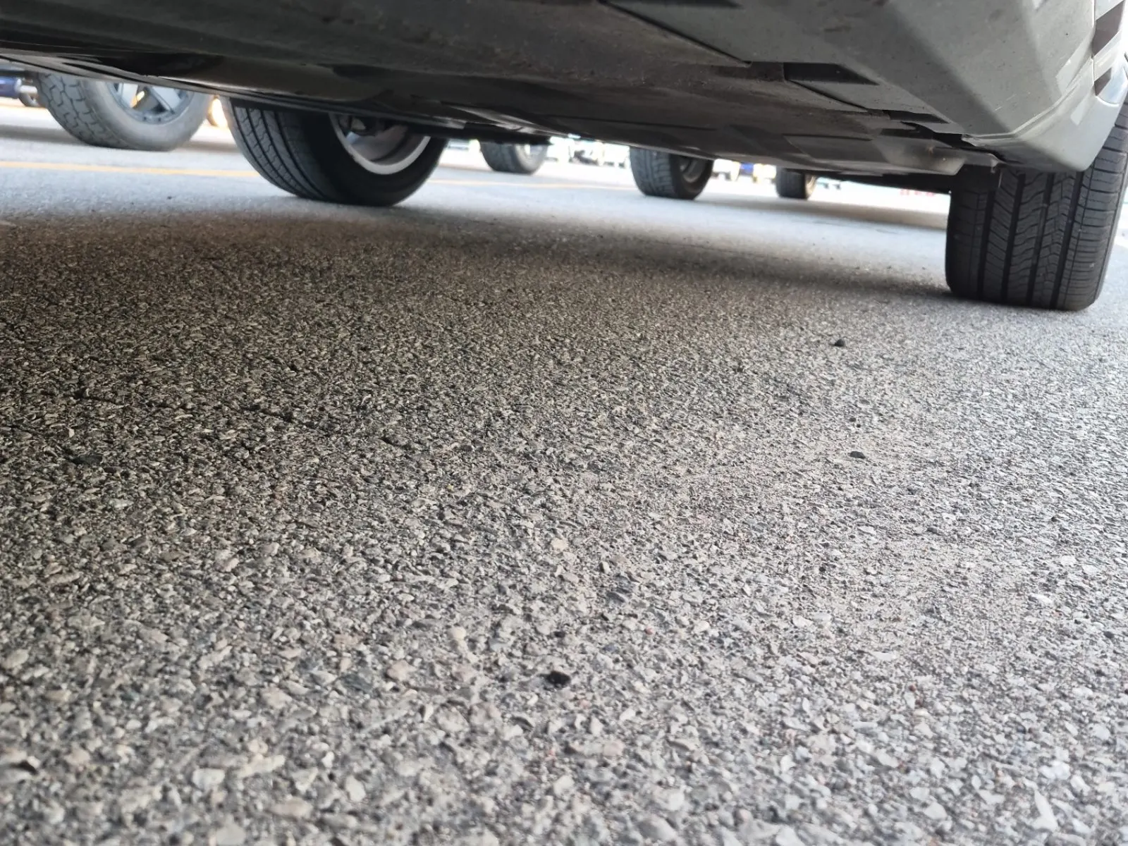 Undercarriage - Driver Photo