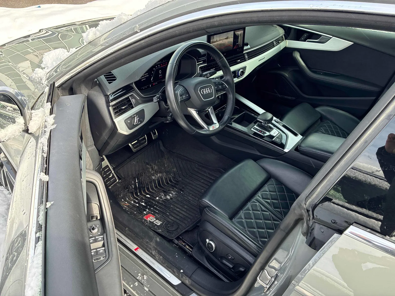 Interior driver side