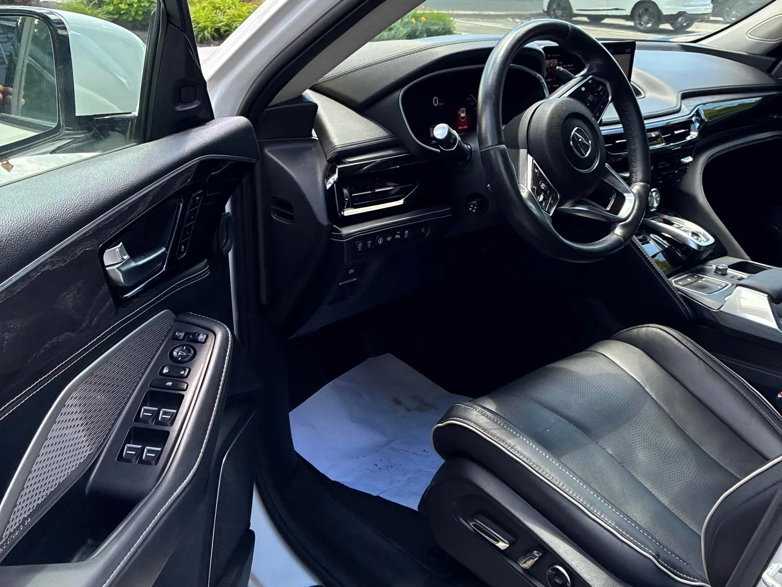 Interior driver side