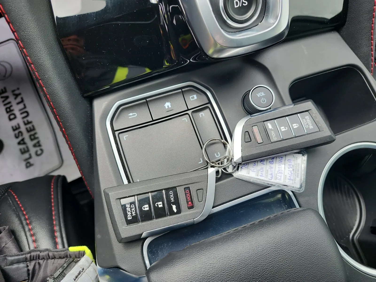 Keys/Fobs/Manual Photo