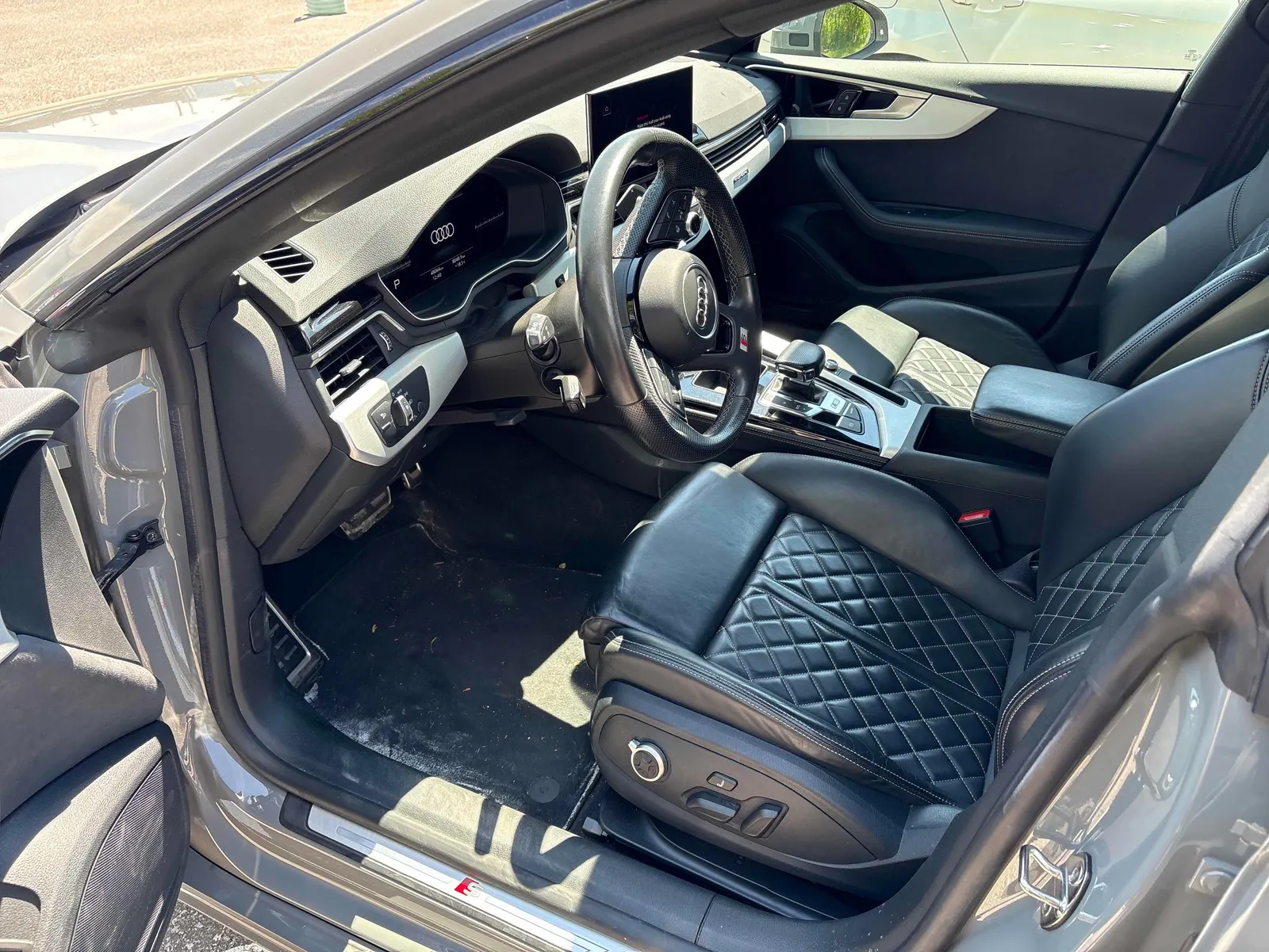 Interior driver side