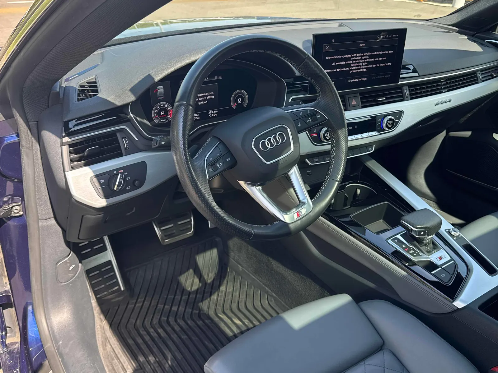 Interior driver side