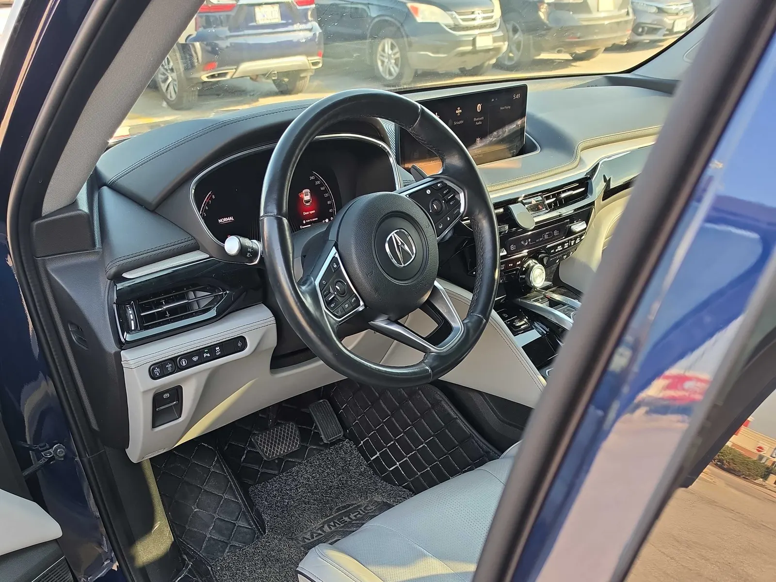 Interior driver side