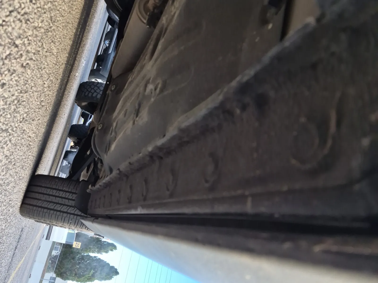 Undercarriage - Driver Photo