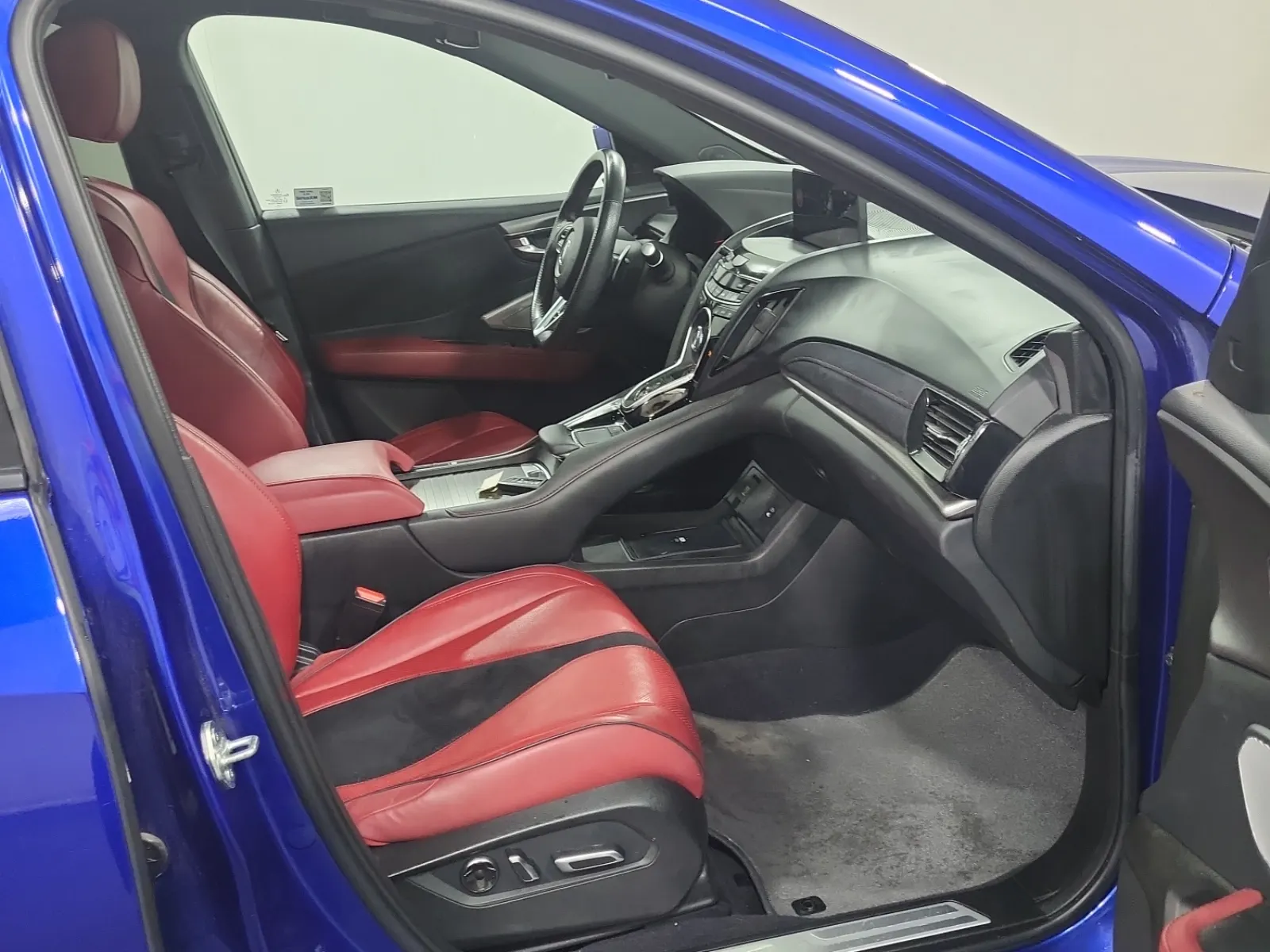 Right Side Interior Photo