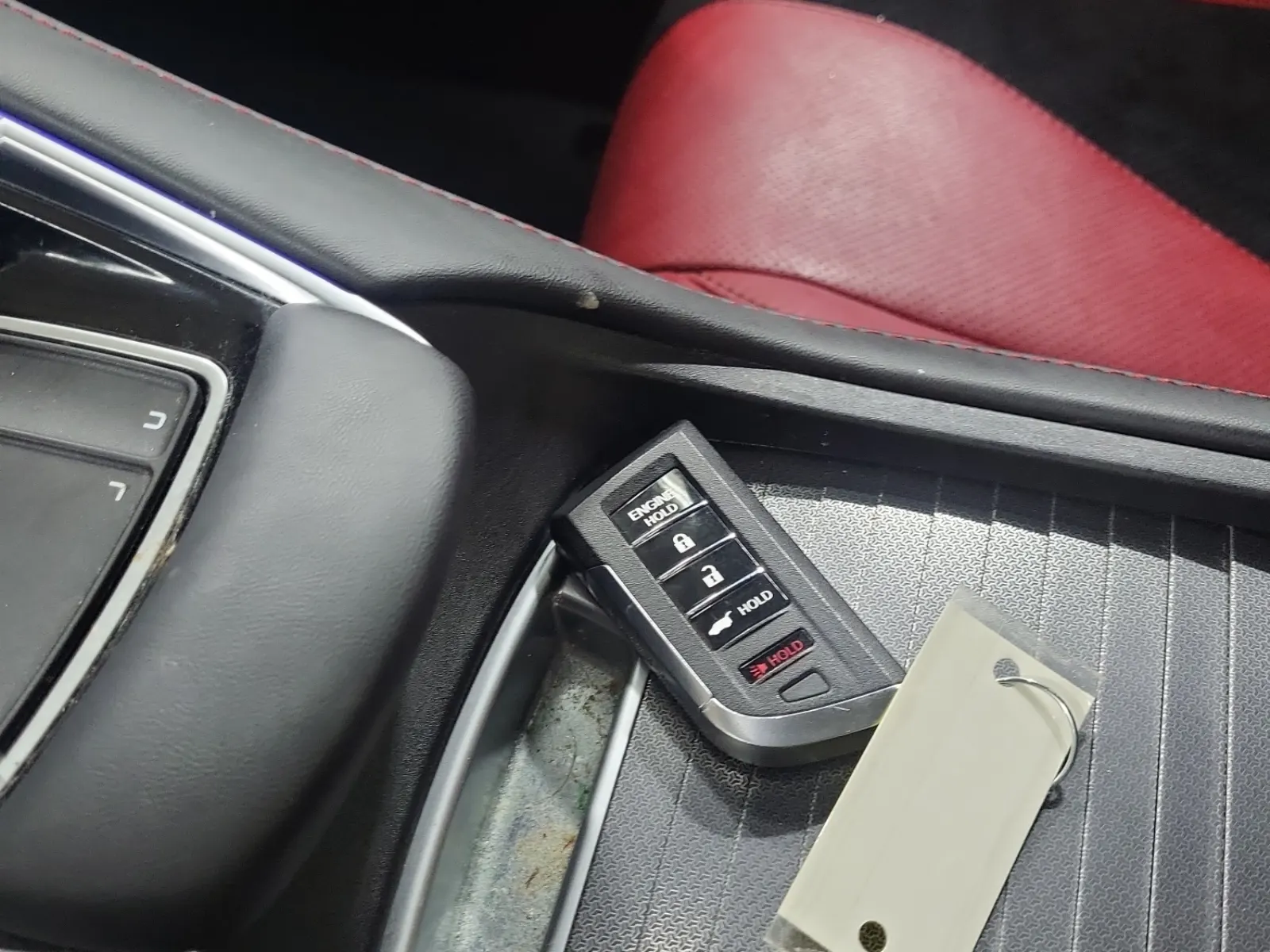 Keys/Fobs/Manual Photo