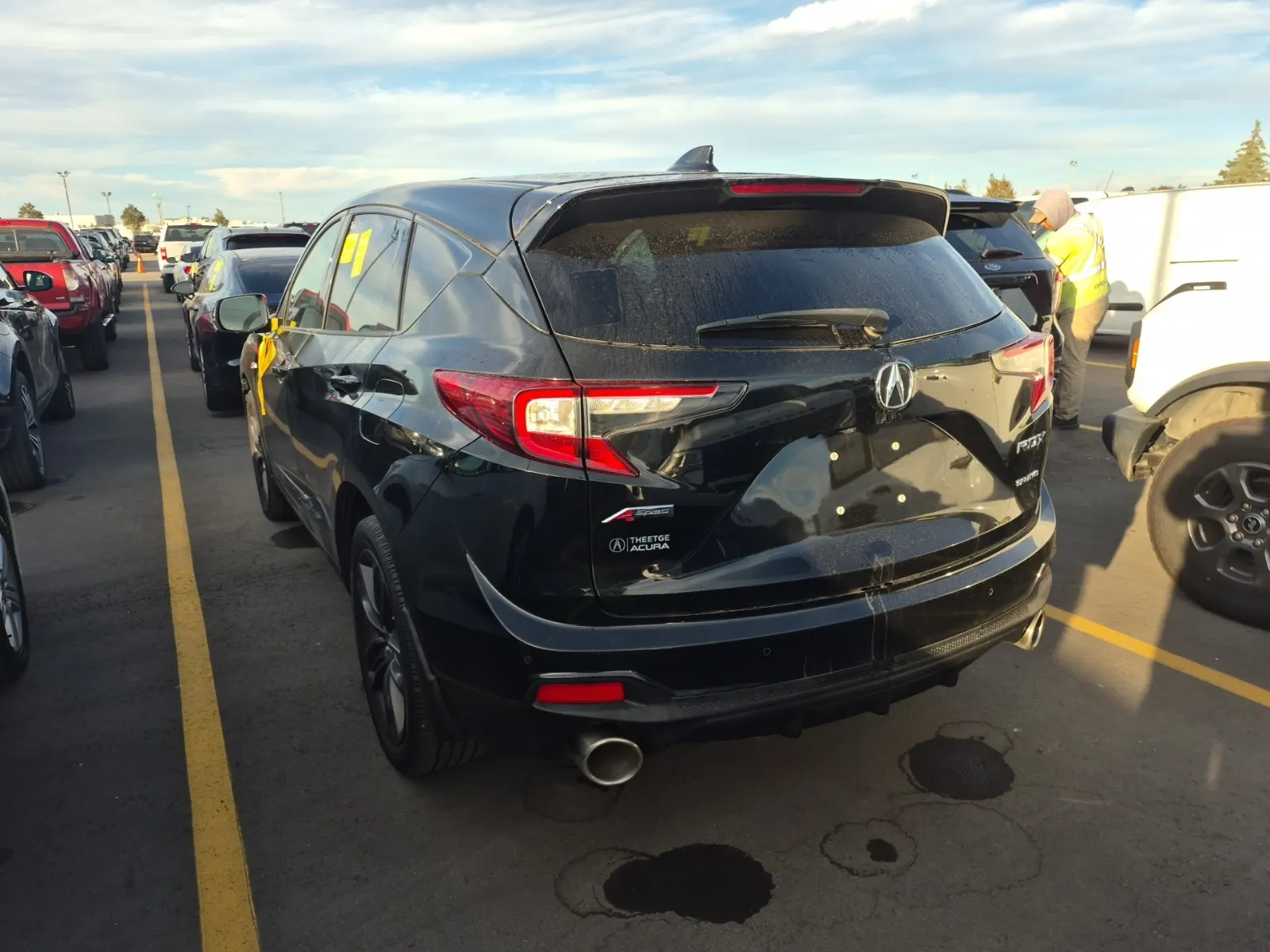 Driver Rear 3/4 Photo