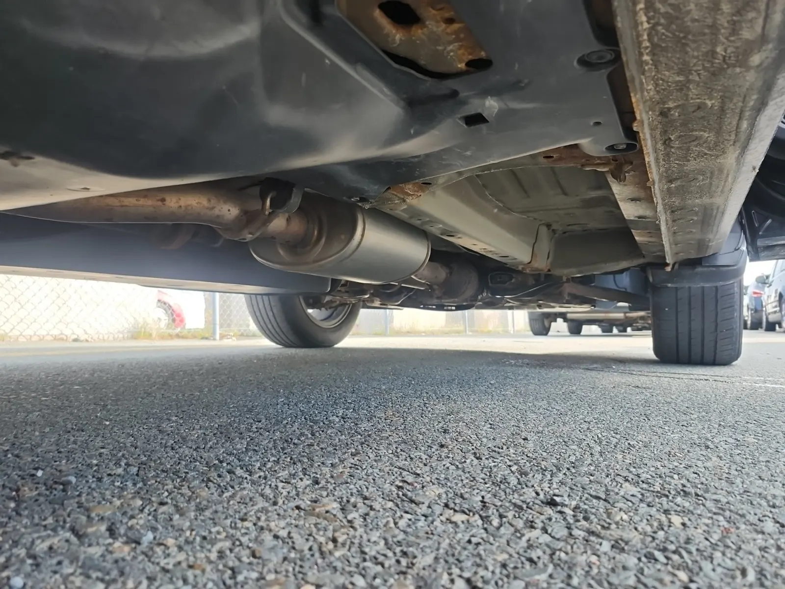 Undercarriage - Passenger Photo