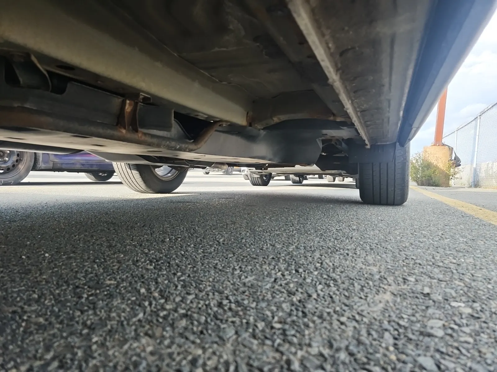 Undercarriage - Driver Photo
