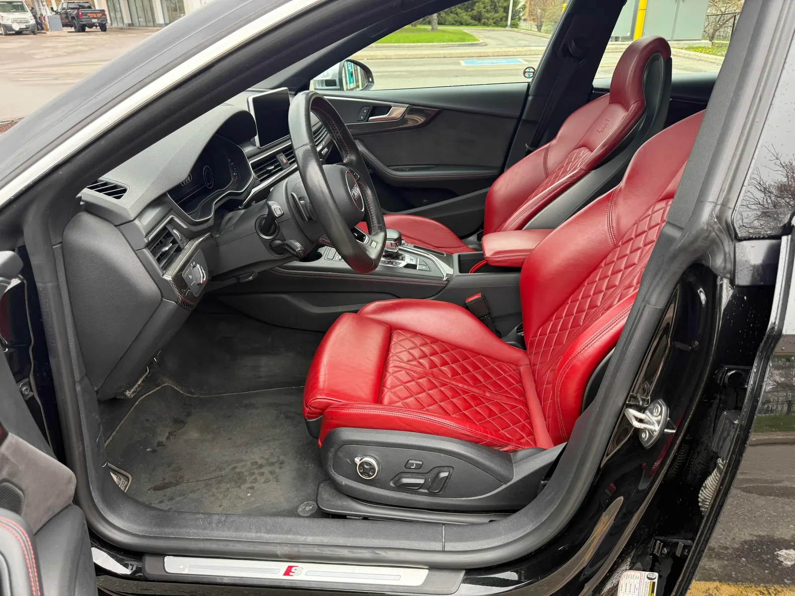 Interior driver side