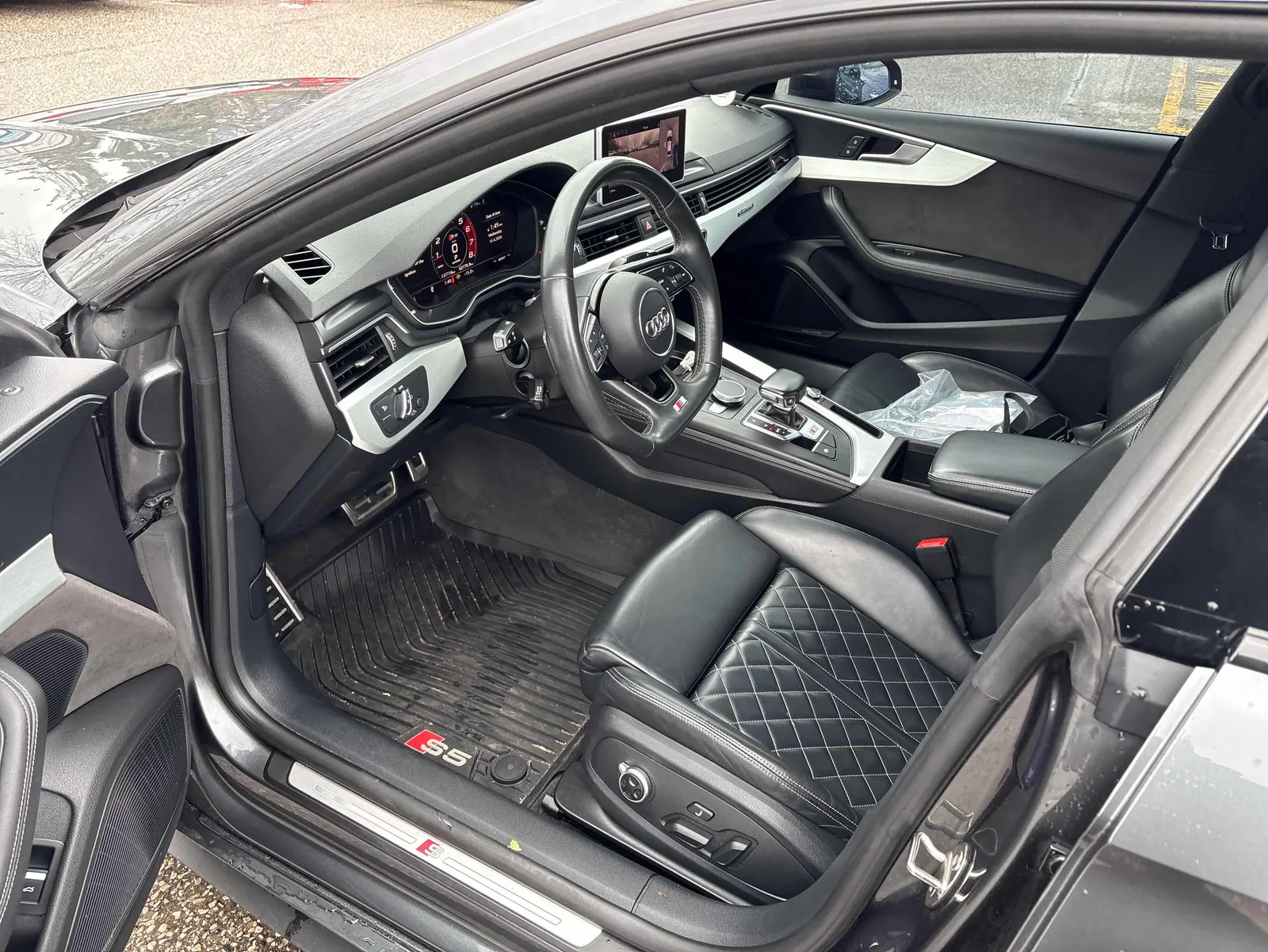 Interior driver side