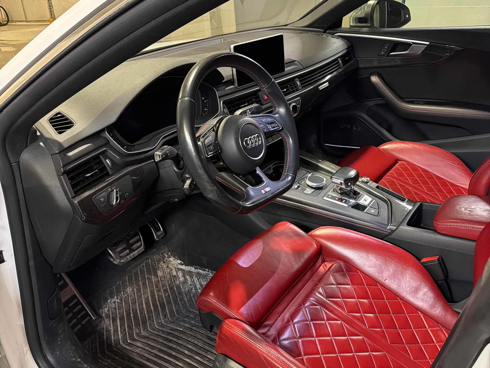 Interior driver side