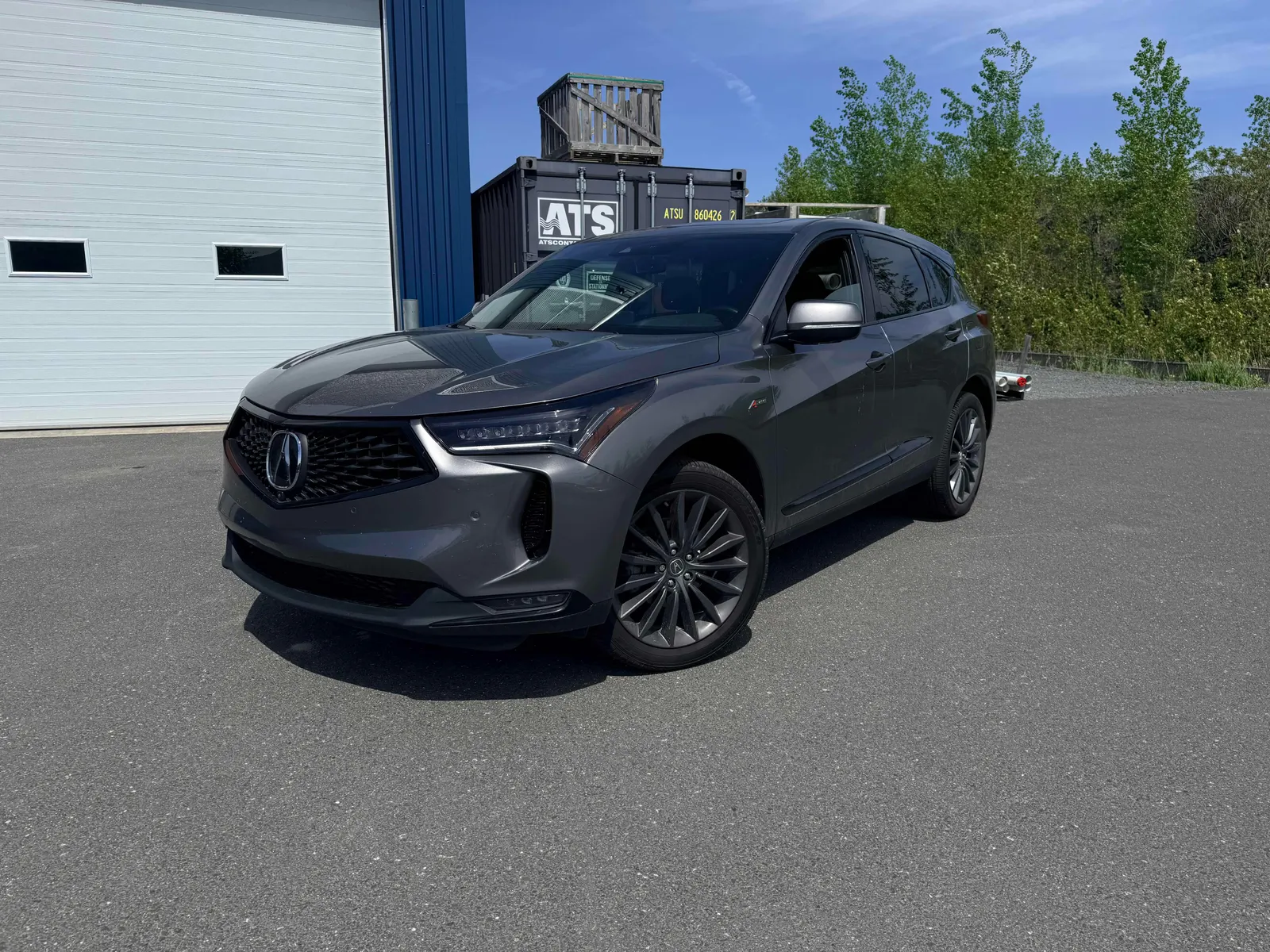 3/4 Front (Main image)