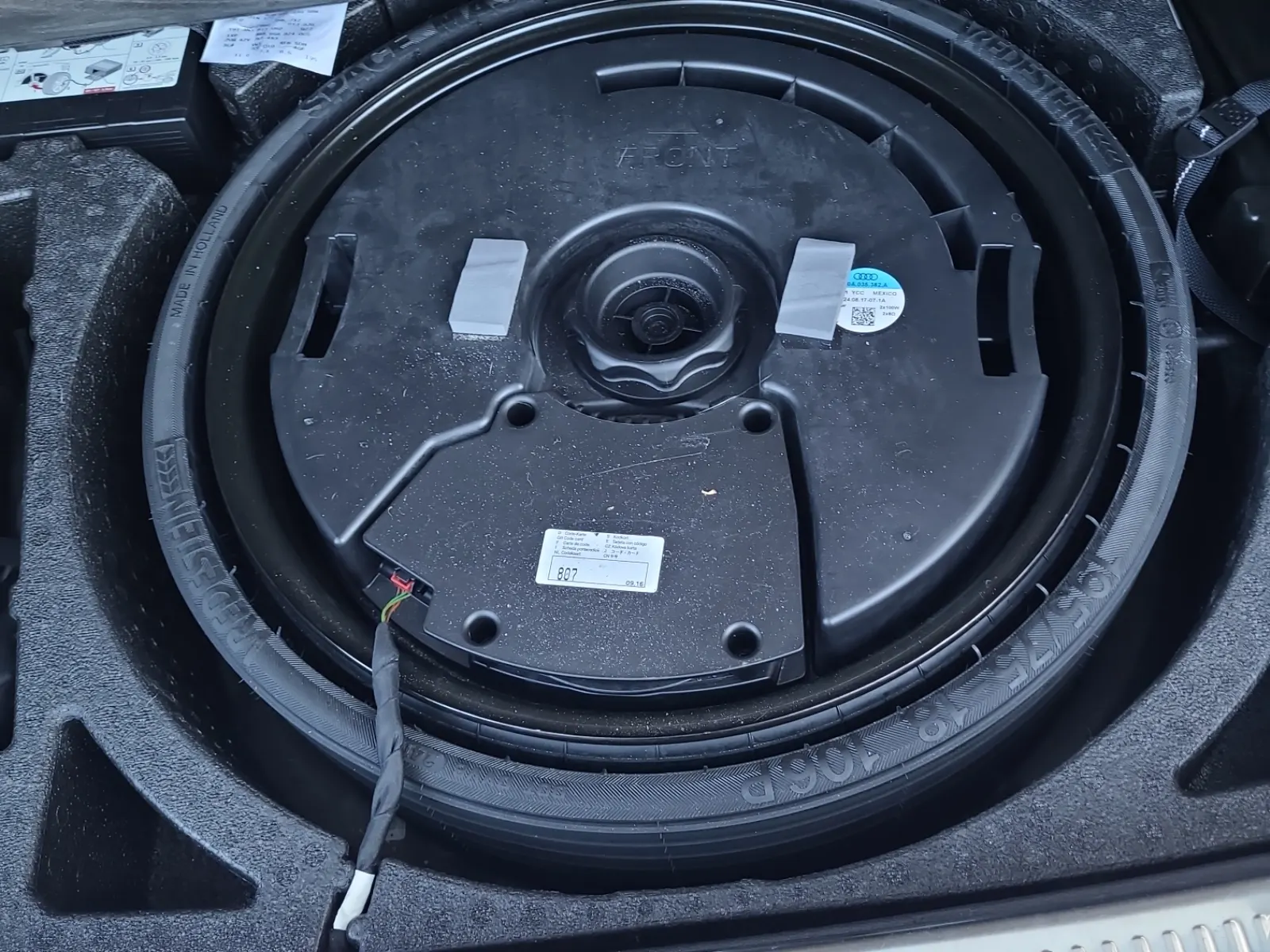 Spare Tire & Wheel Photo