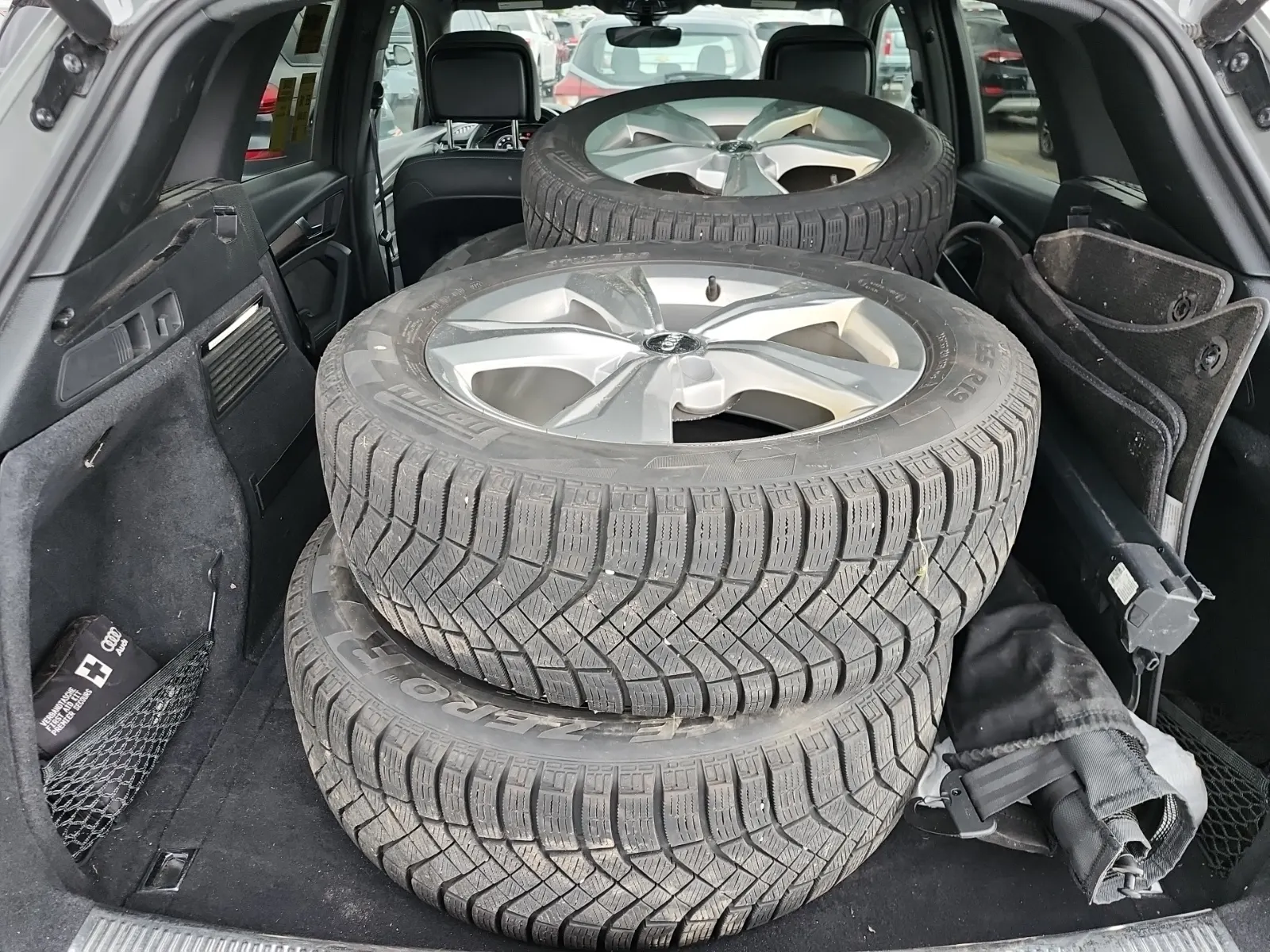 Spare Tire & Wheel Photo