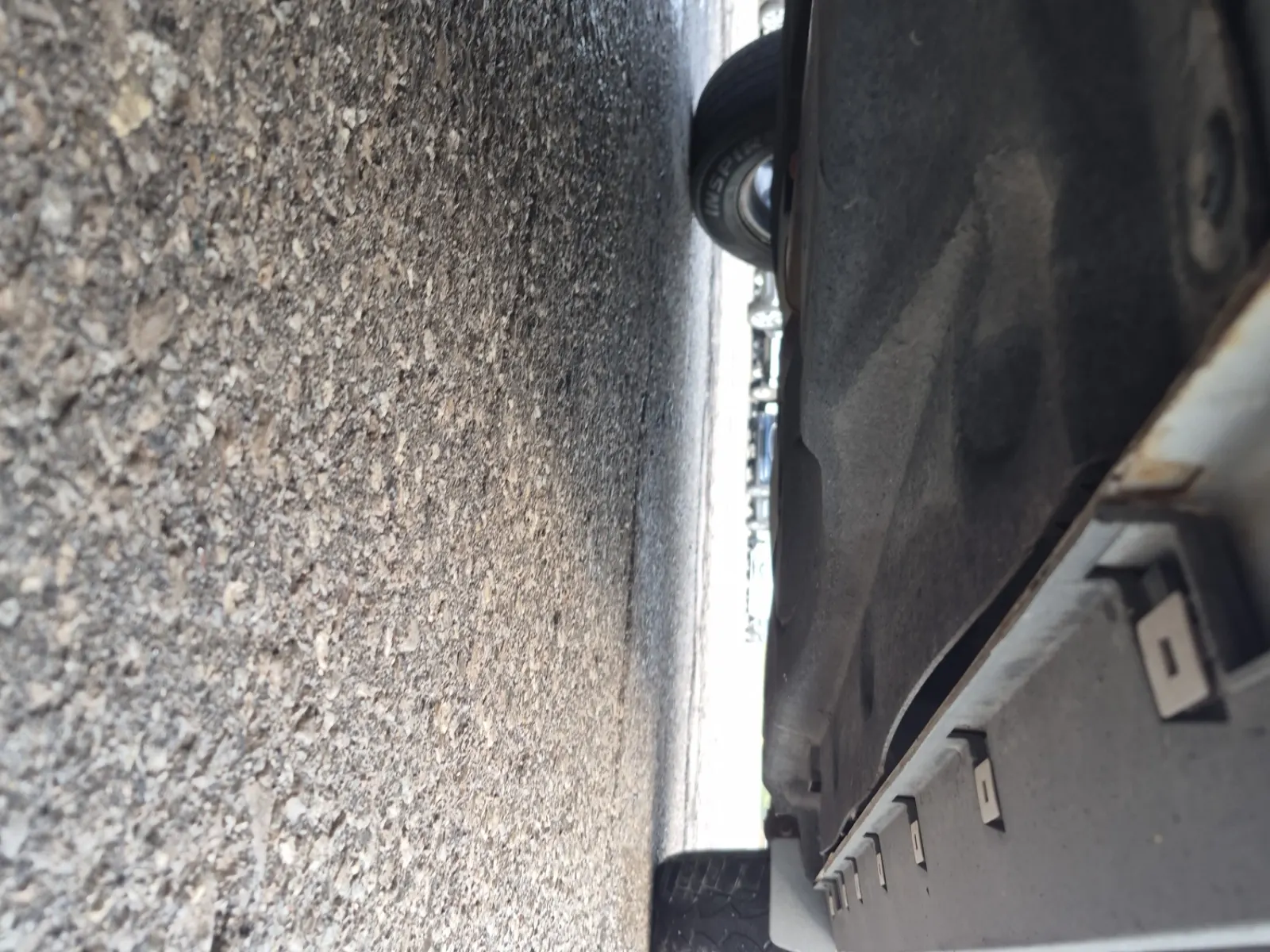 Undercarriage - Driver Photo