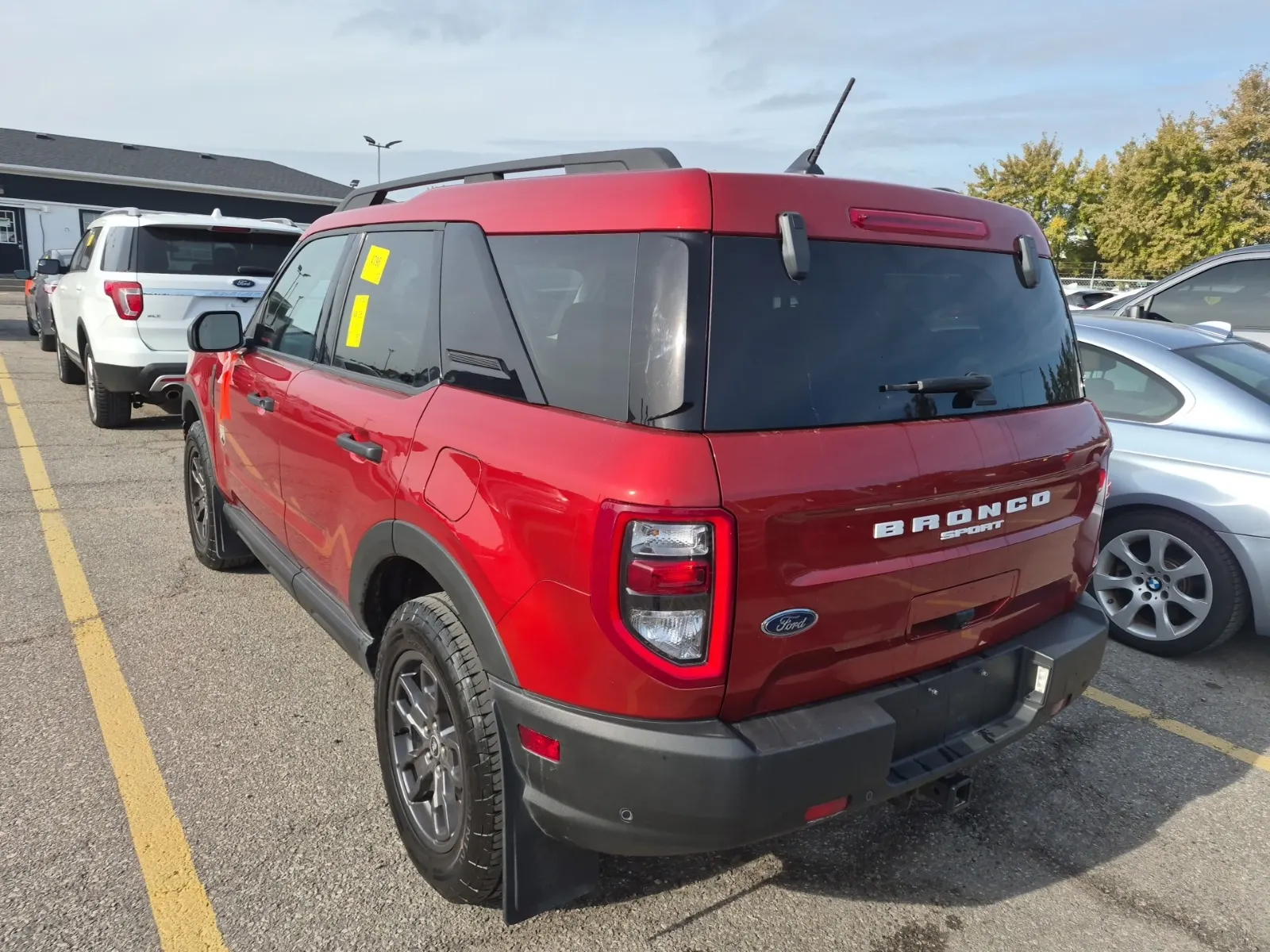 Driver Rear 3/4 Photo