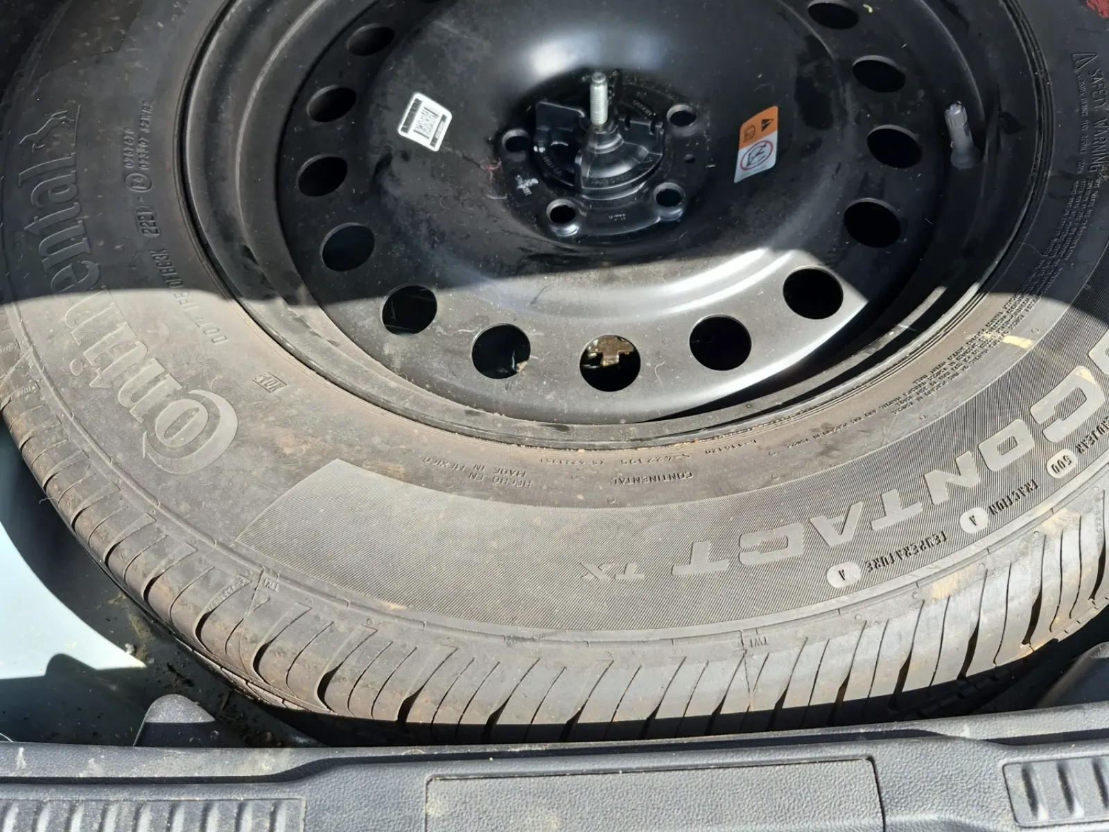 Spare Tire & Wheel Photo