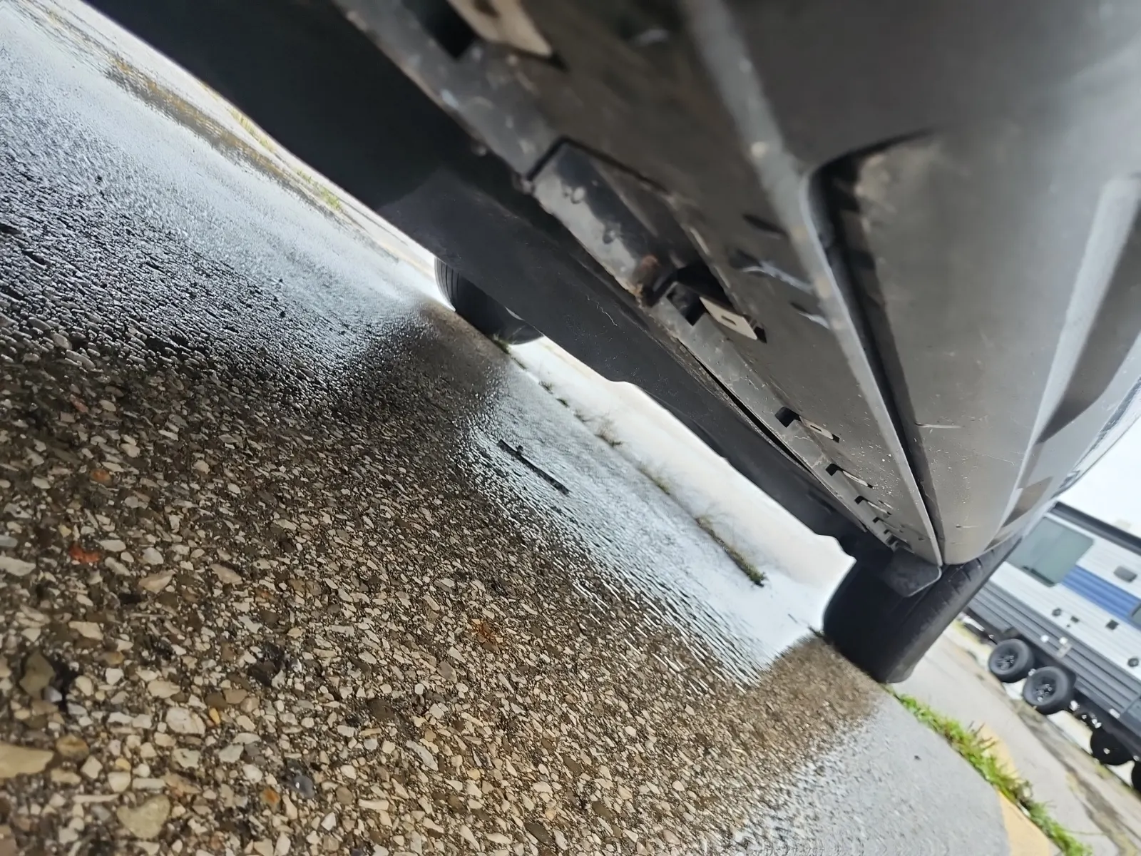 Undercarriage - Driver Photo