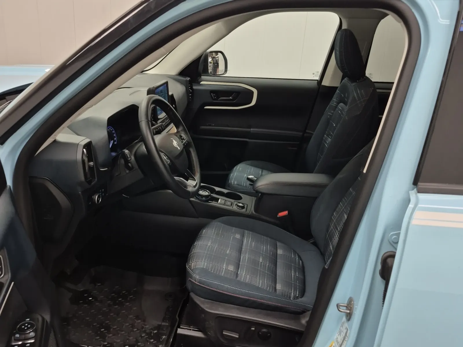 Front Interior Photo