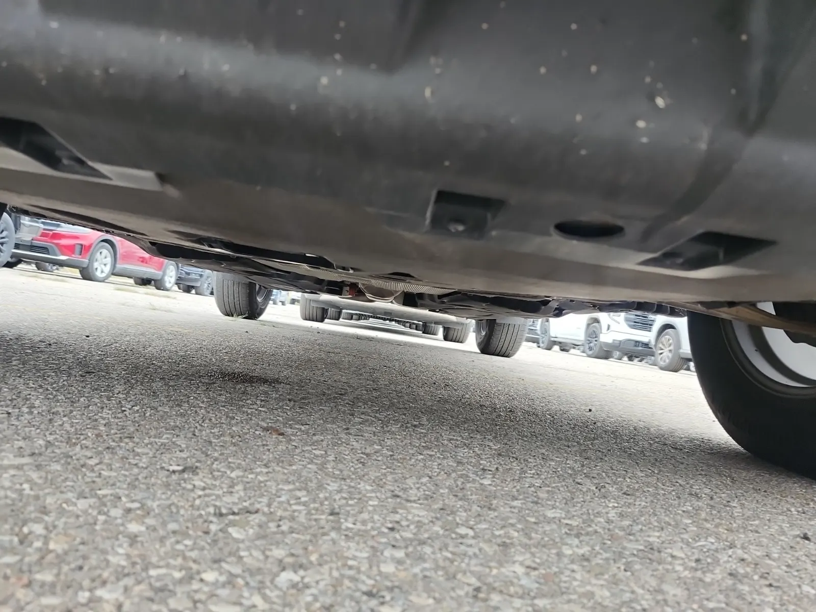 Undercarriage - Front Photo