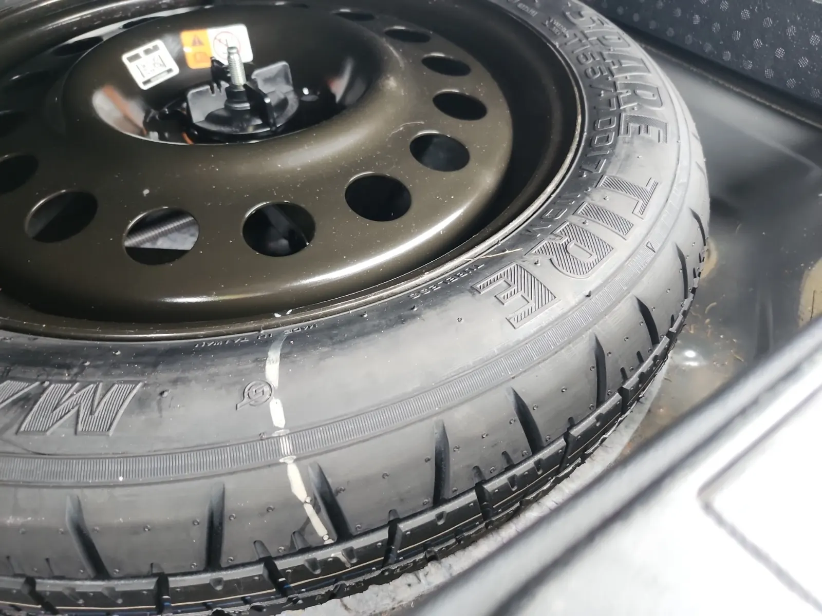 Spare Tire & Wheel Photo