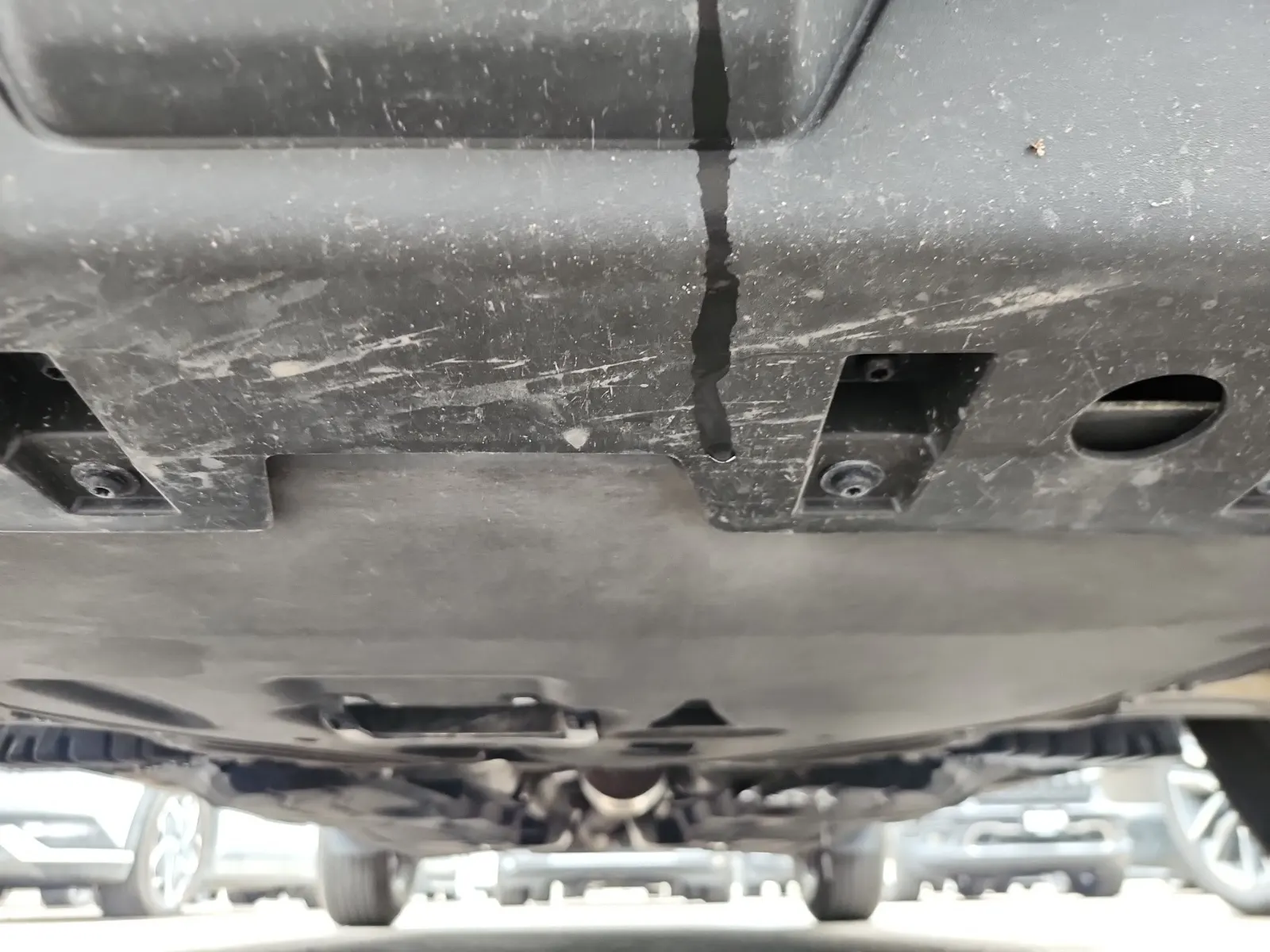 Undercarriage - Front Photo