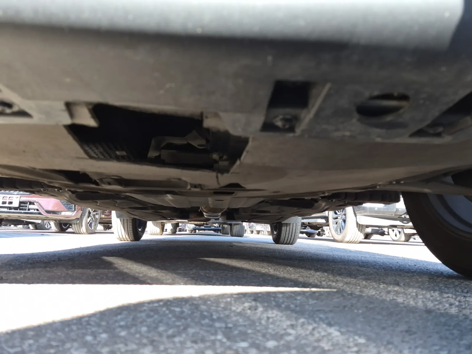 Undercarriage - Front Photo