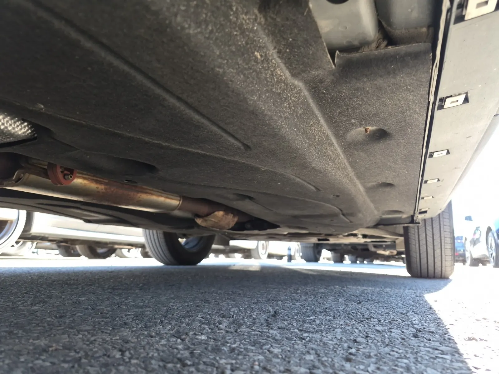 Undercarriage - Passenger Photo