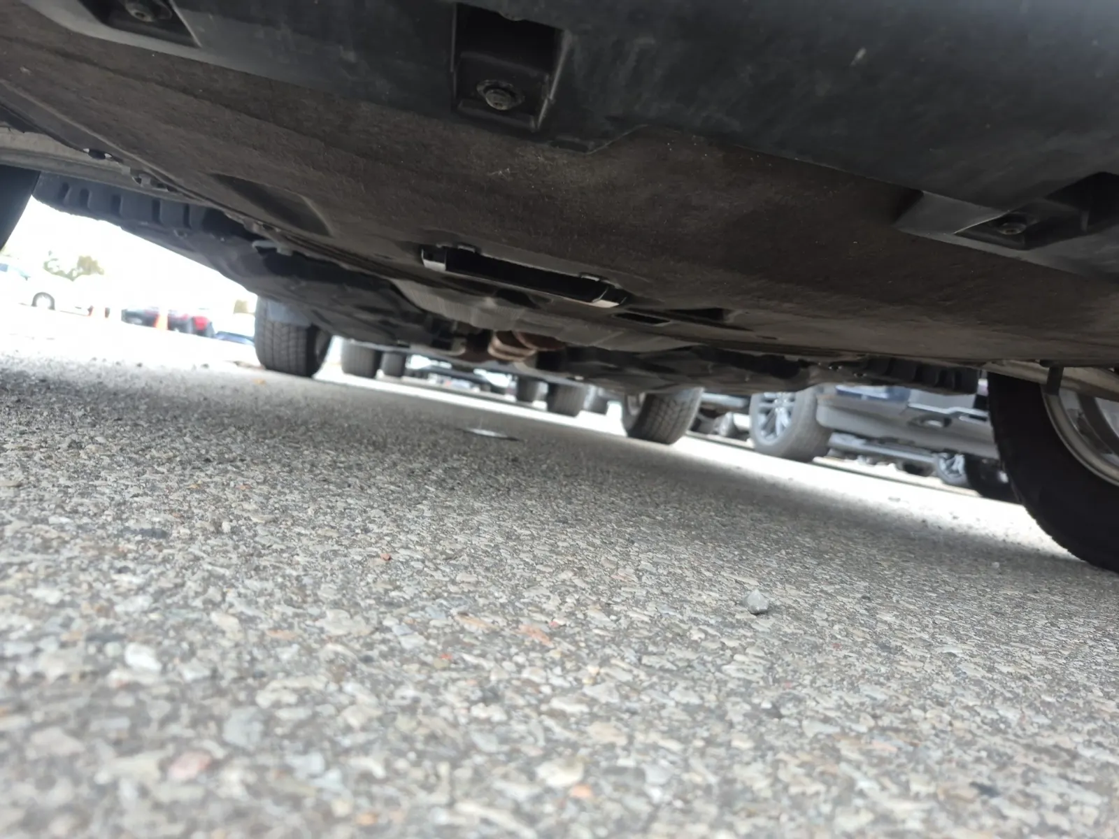 Undercarriage - Front Photo