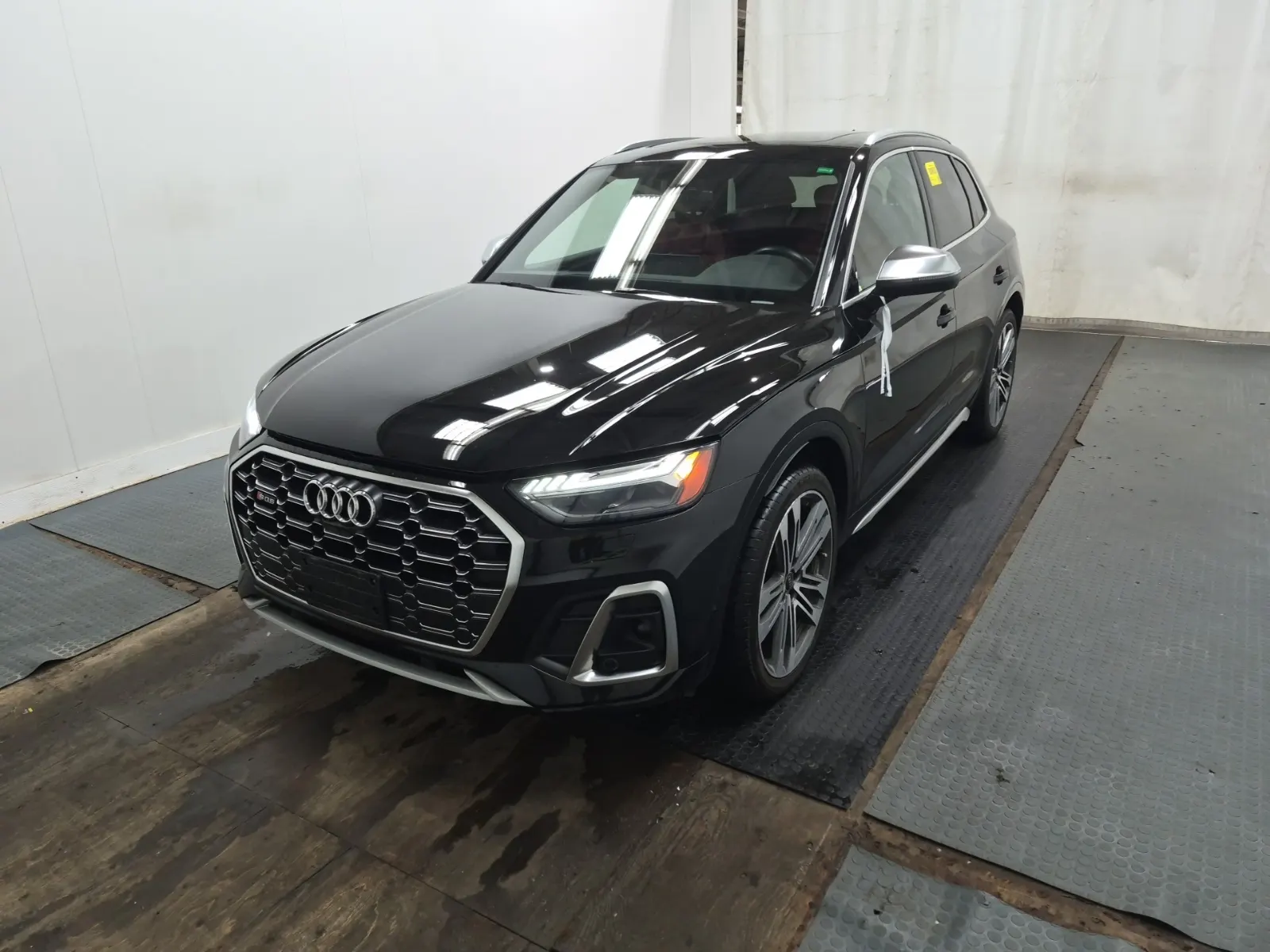 2023 Audi SQ5