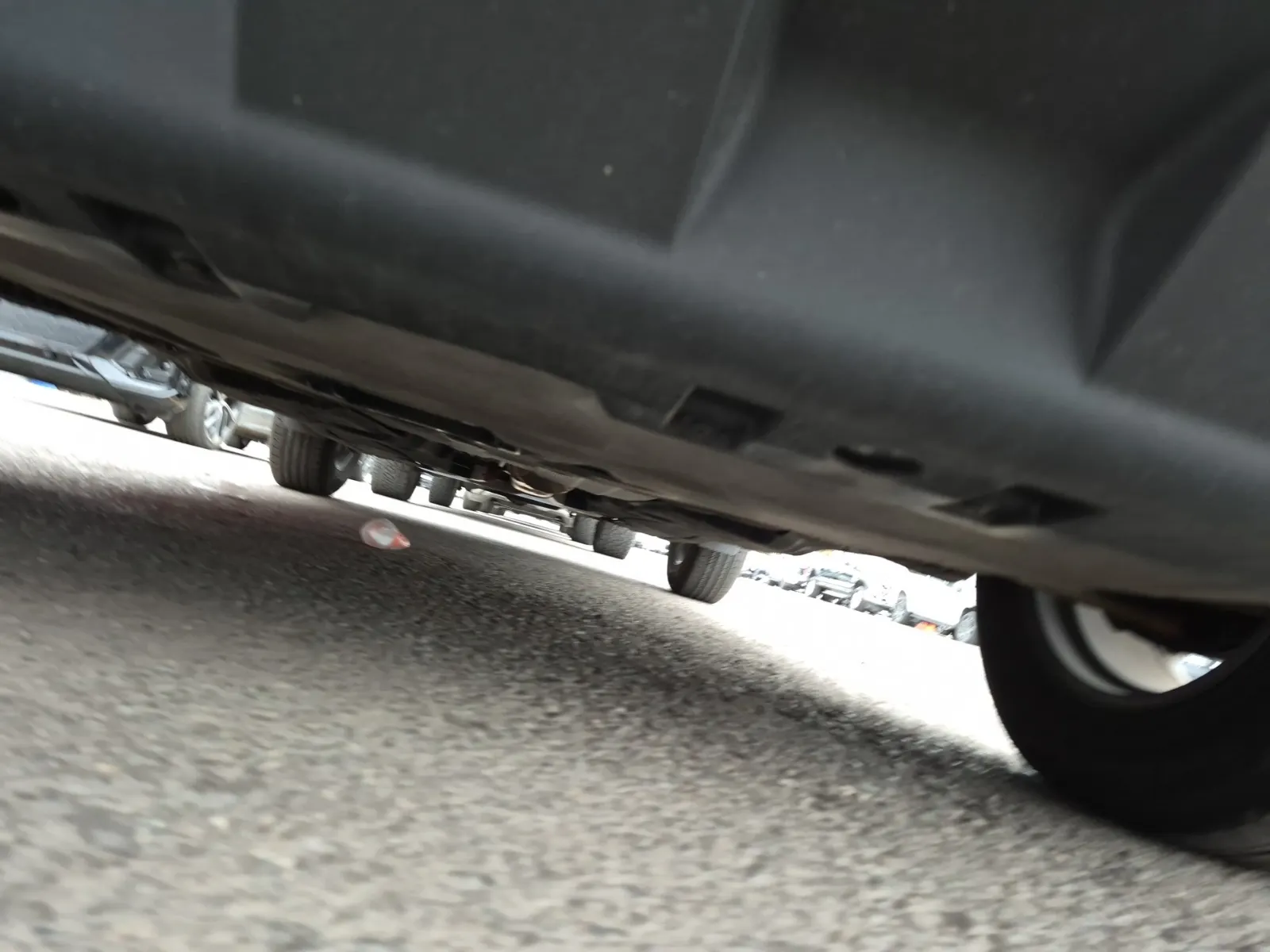 Undercarriage - Front Photo