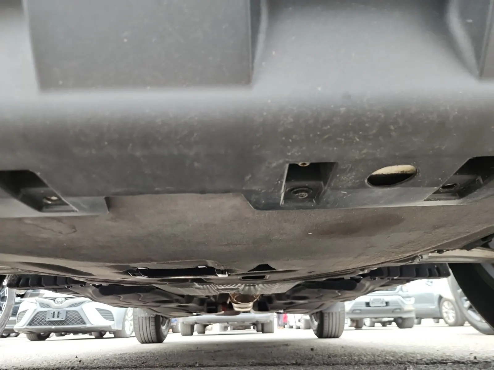 Undercarriage - Front Photo