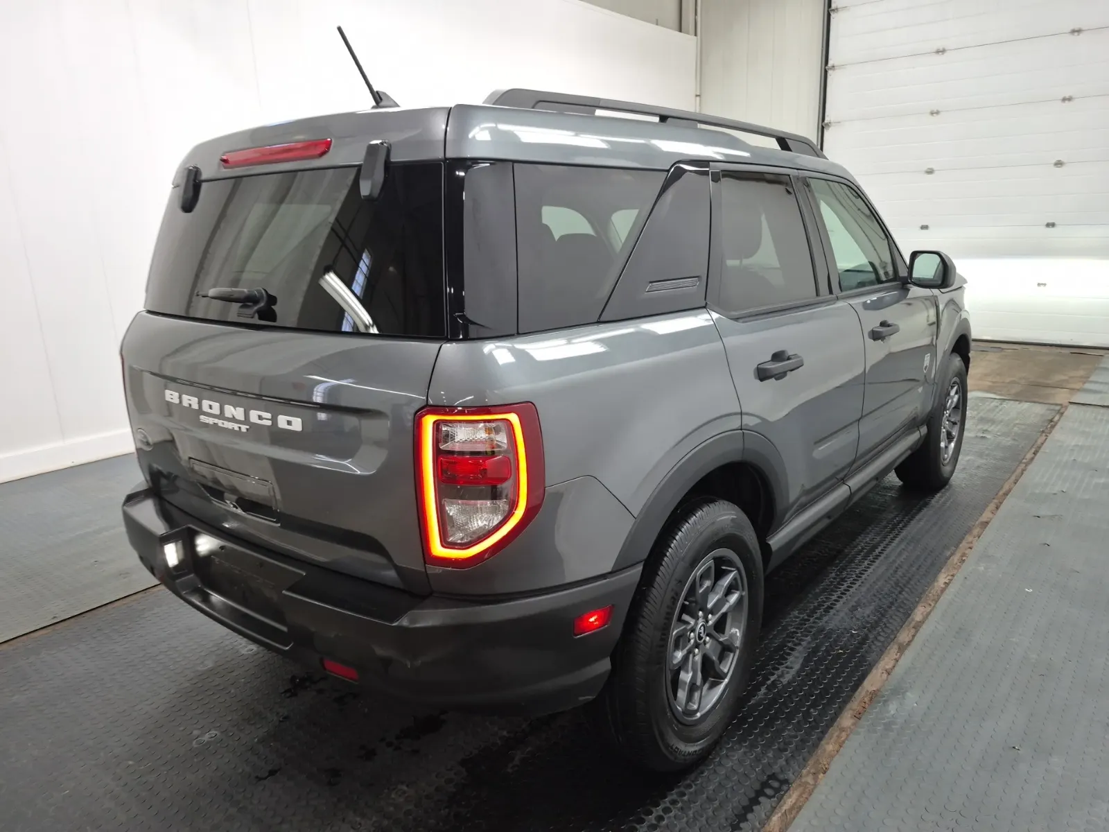 Passenger Rear 3/4 Photo