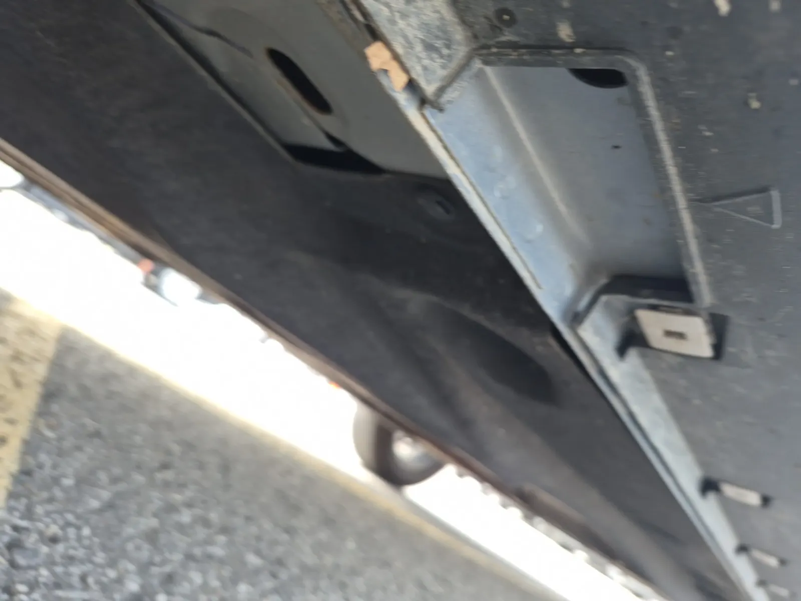 Undercarriage - Driver Photo