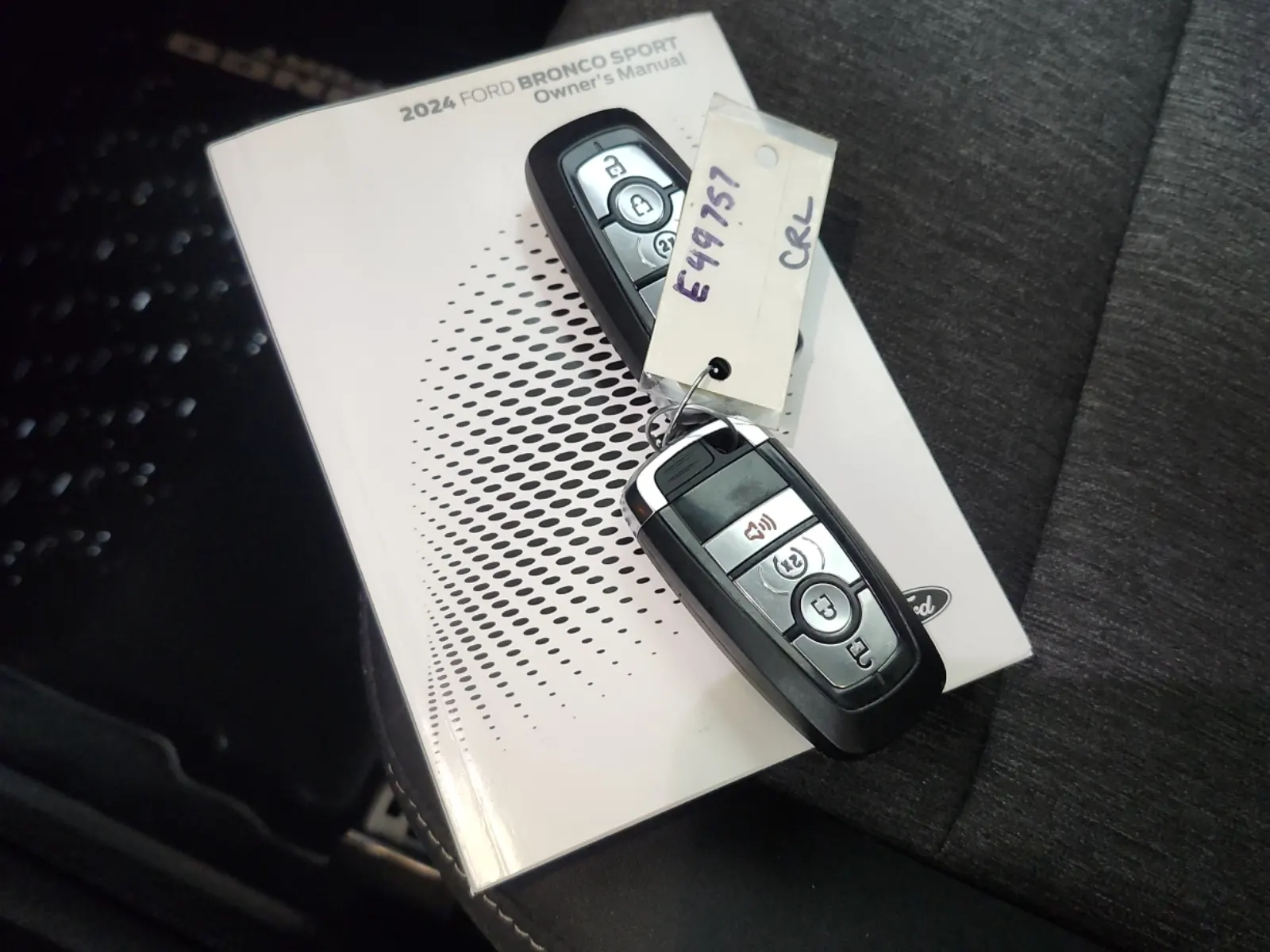 Keys/Fobs/Manual Photo