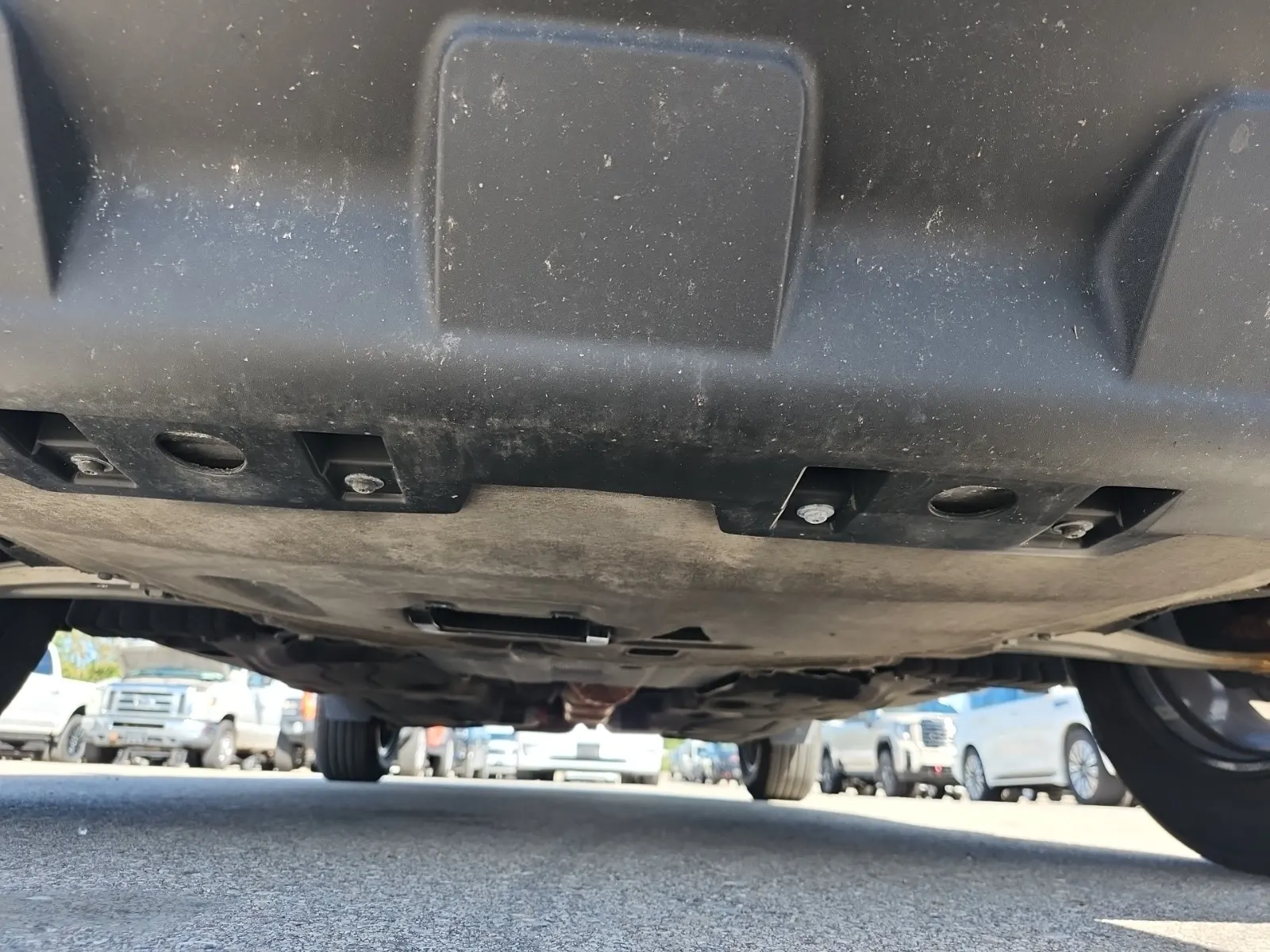 Undercarriage - Front Photo