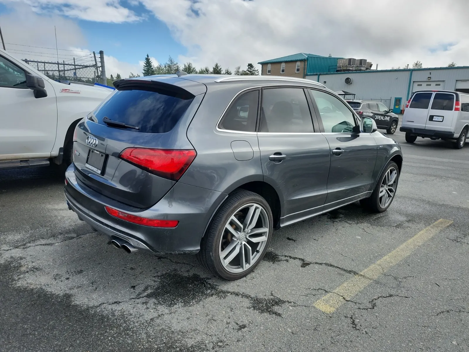 Passenger Rear 3/4 Photo