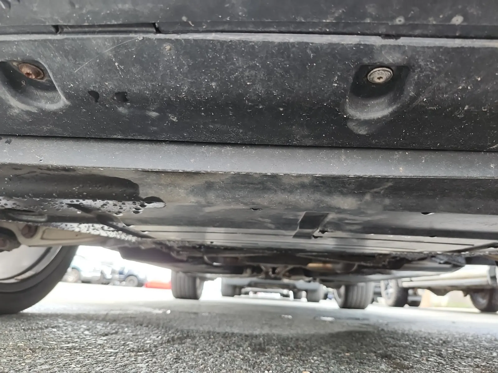 Undercarriage - Front Photo
