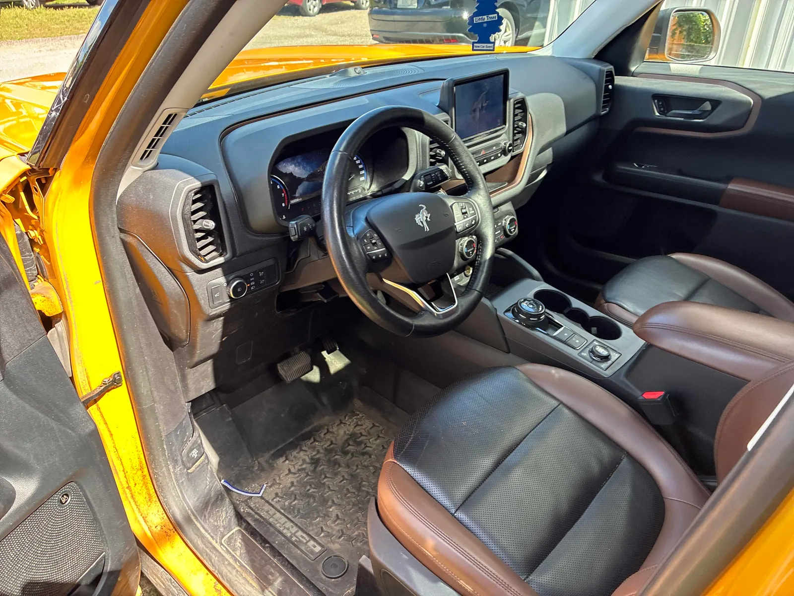 Interior driver side