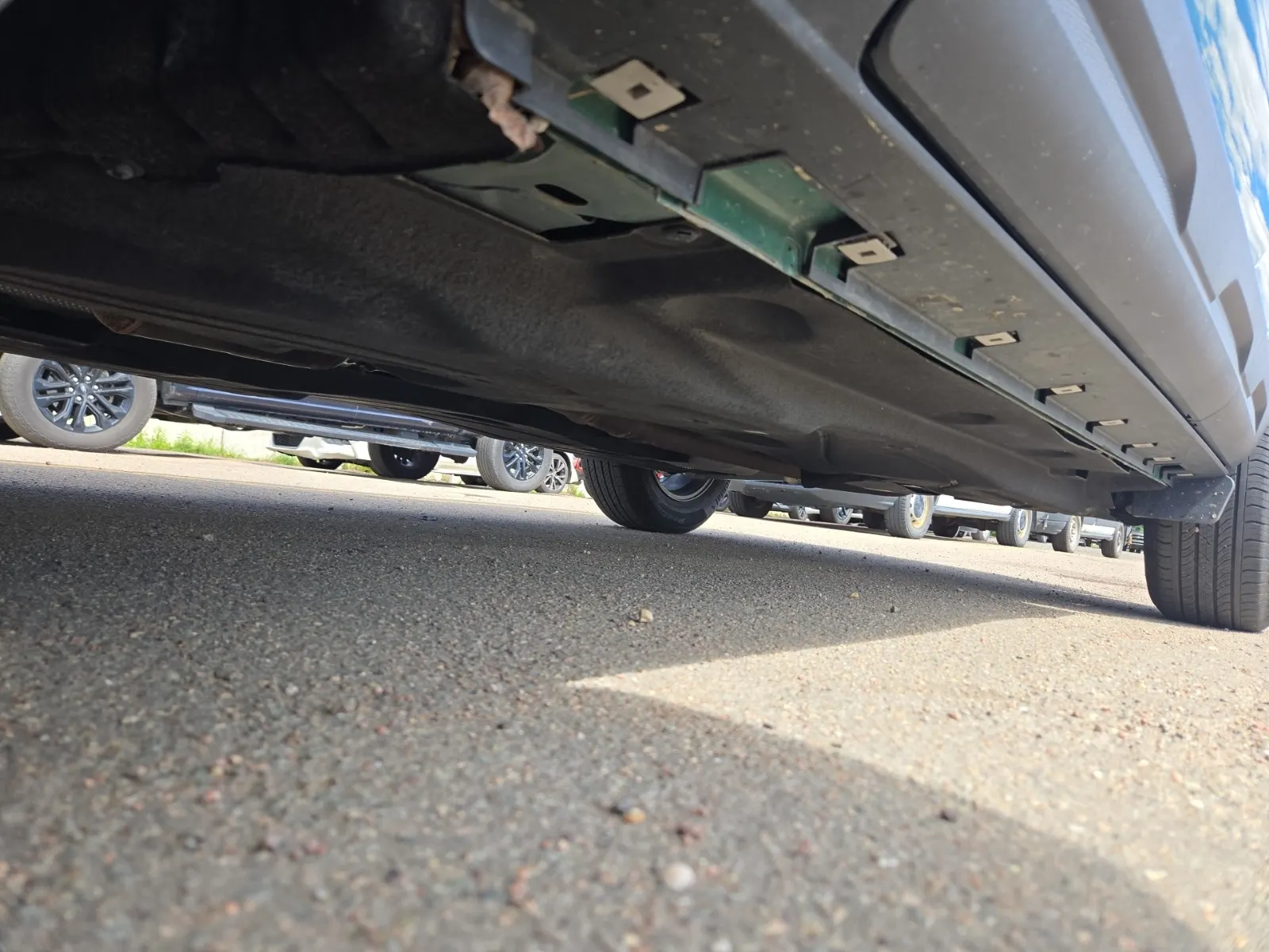 Undercarriage - Driver Photo