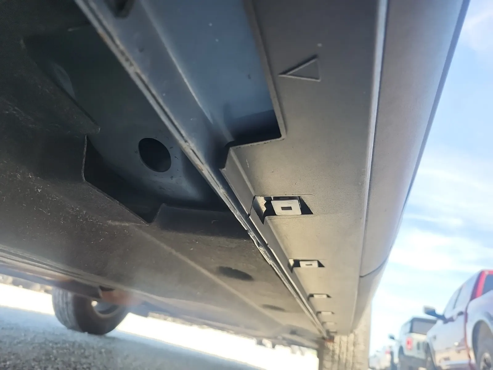 Undercarriage - Passenger Photo
