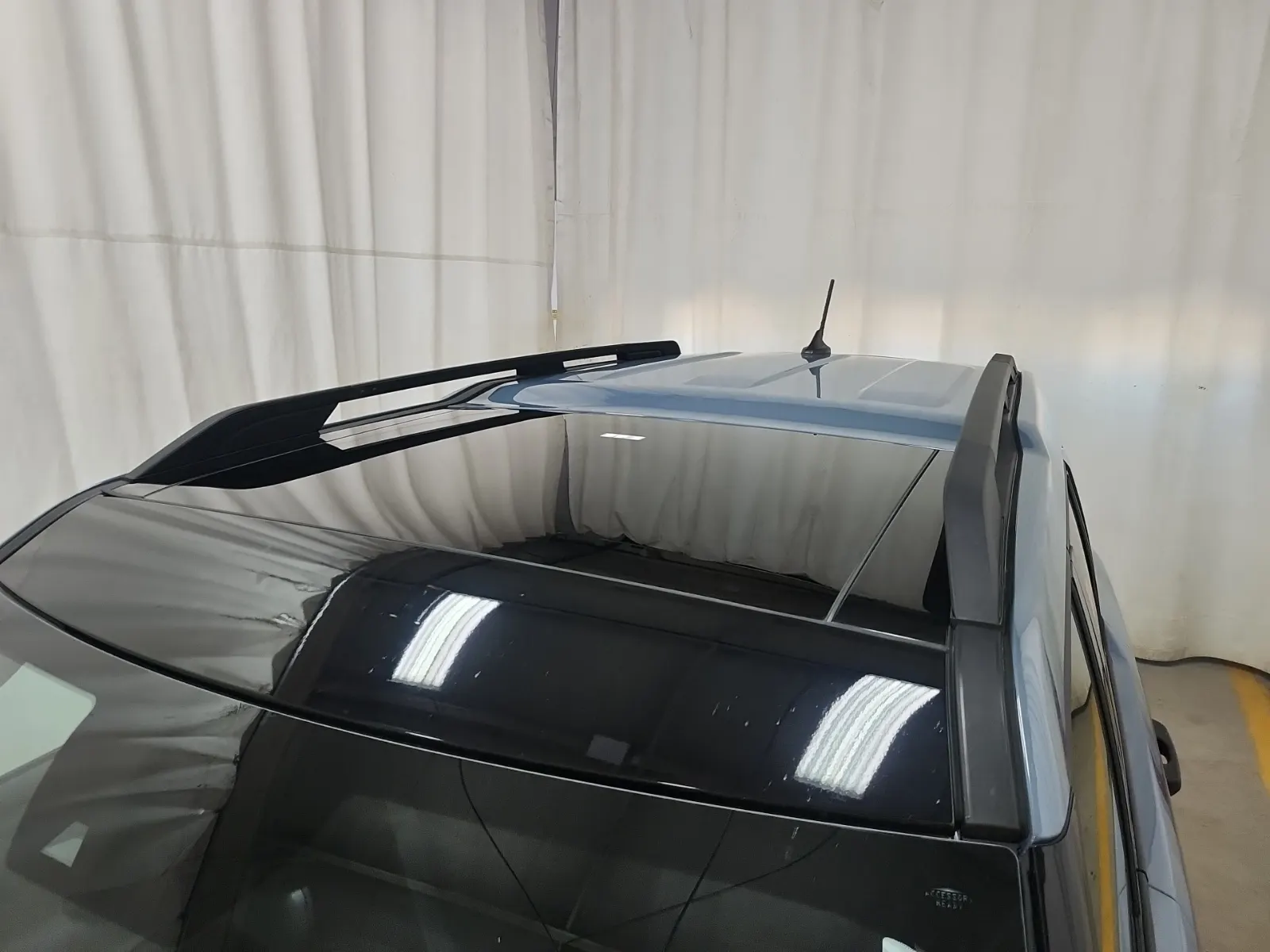 Exterior Roof Photo