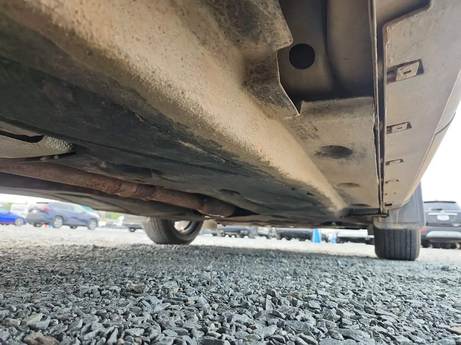 Undercarriage - Passenger Photo