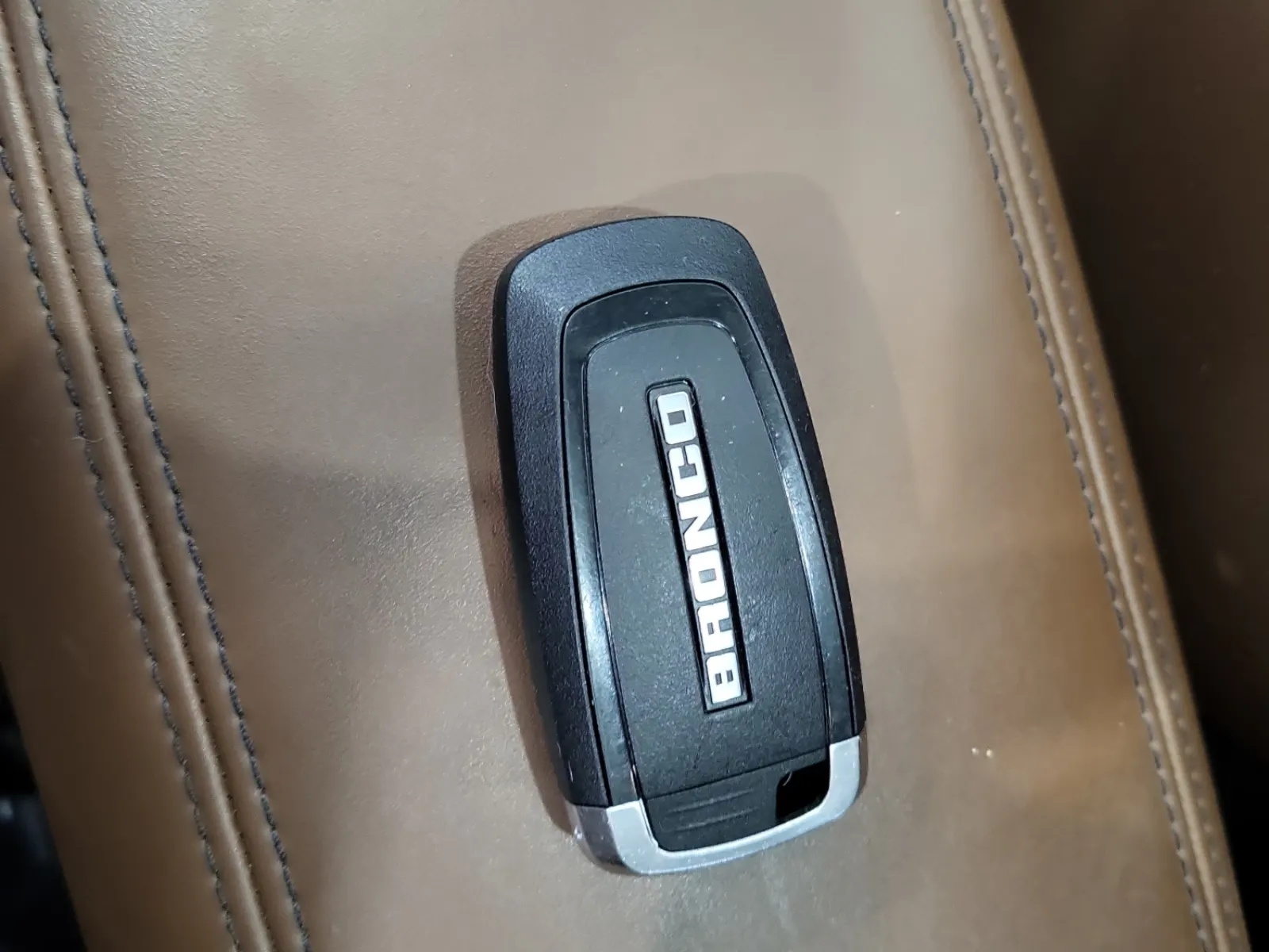 Keys/Fobs/Manual Photo