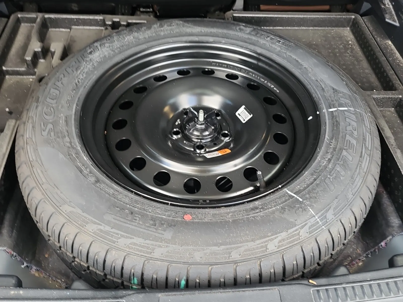 Spare Tire & Wheel Photo
